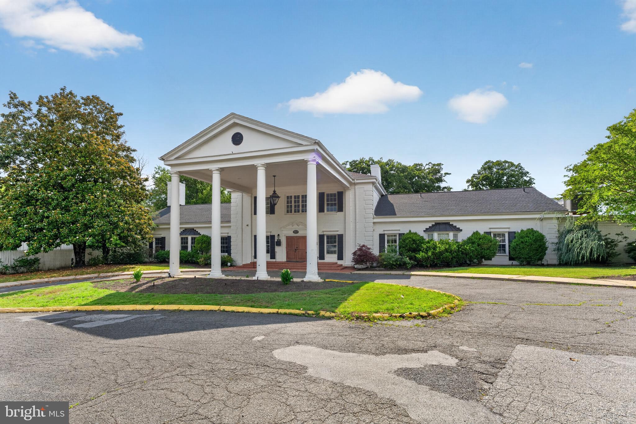 WATERFORD COVE - Residential