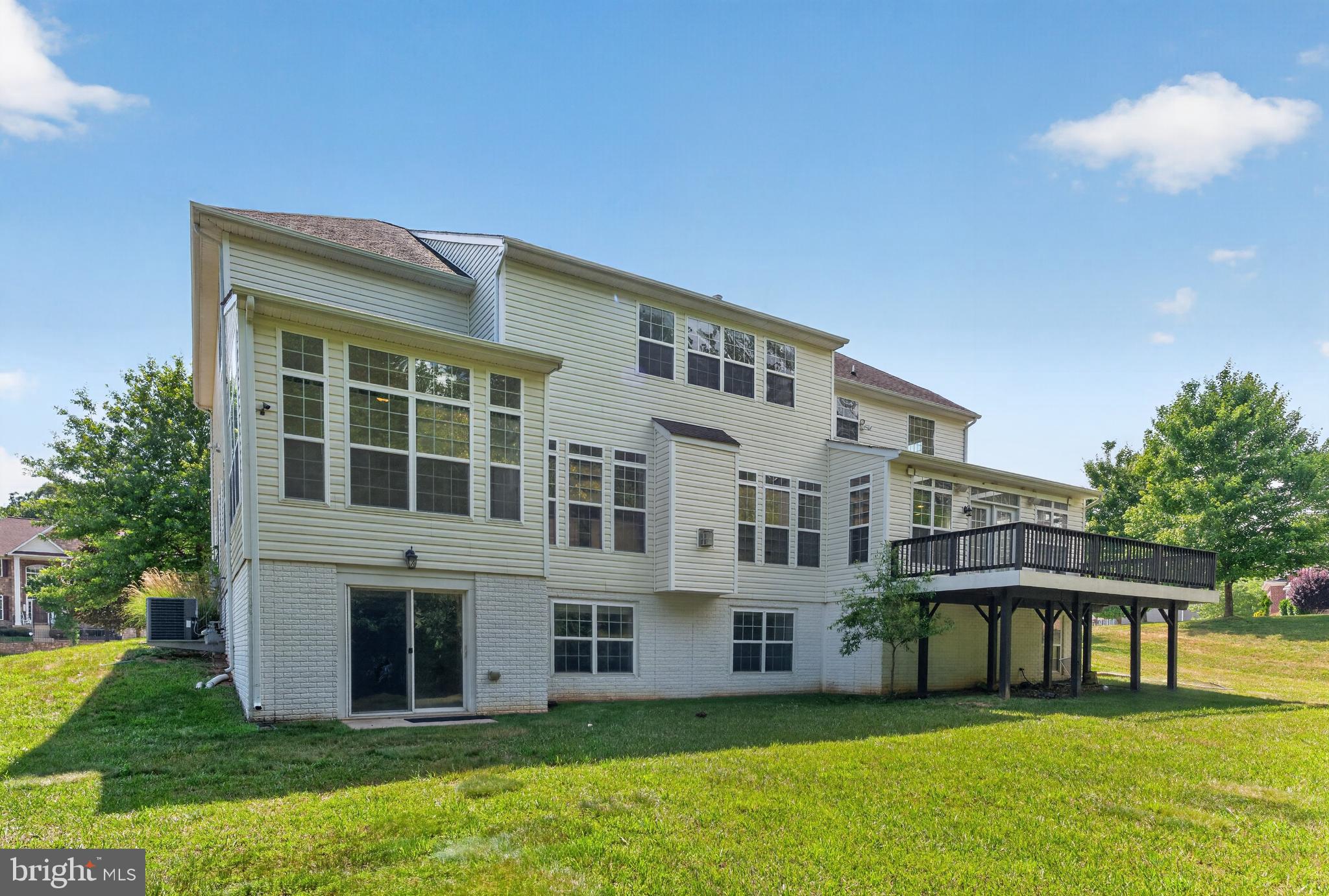 WATERFORD COVE - Residential