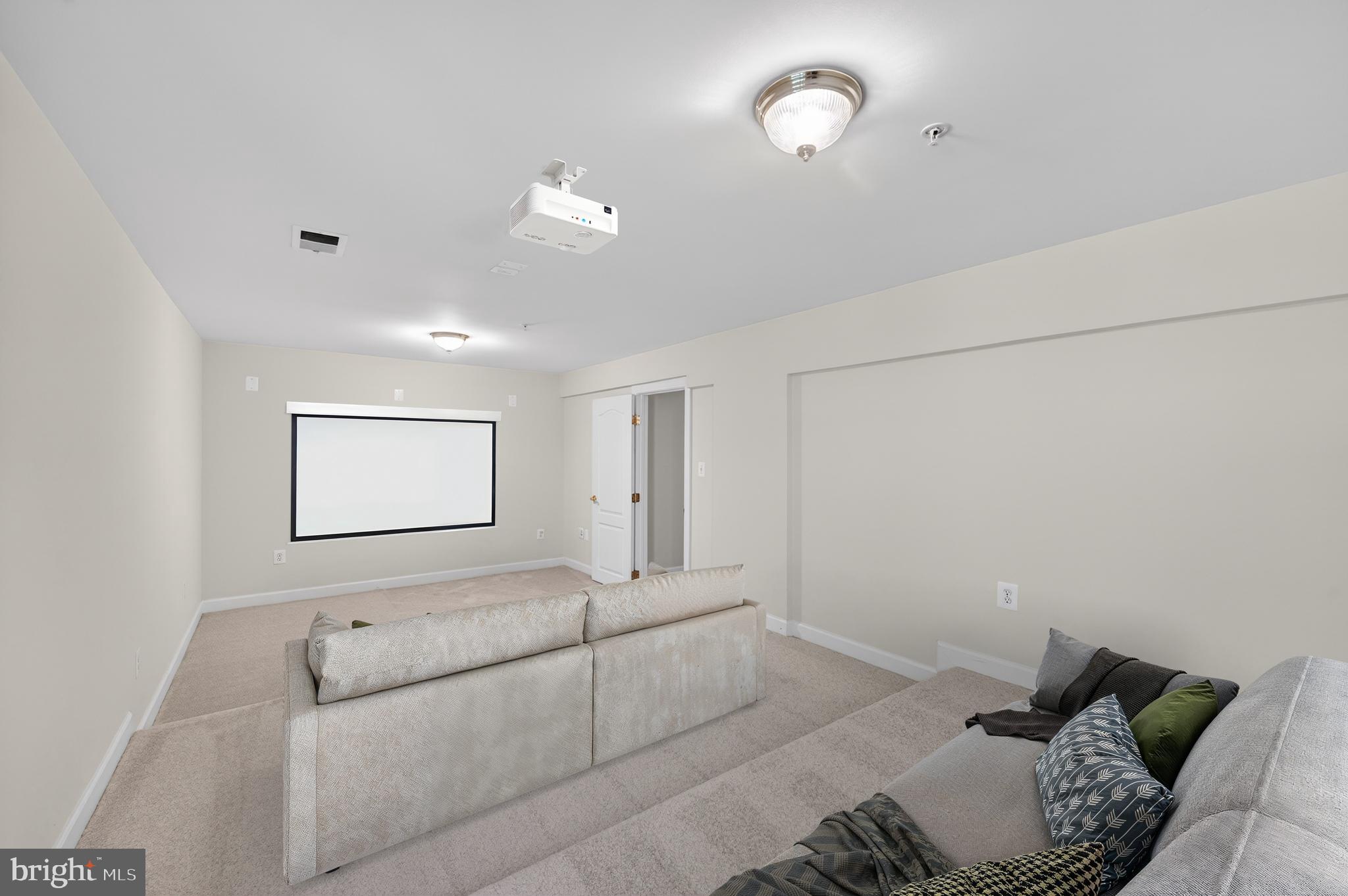 WATERFORD COVE - Residential