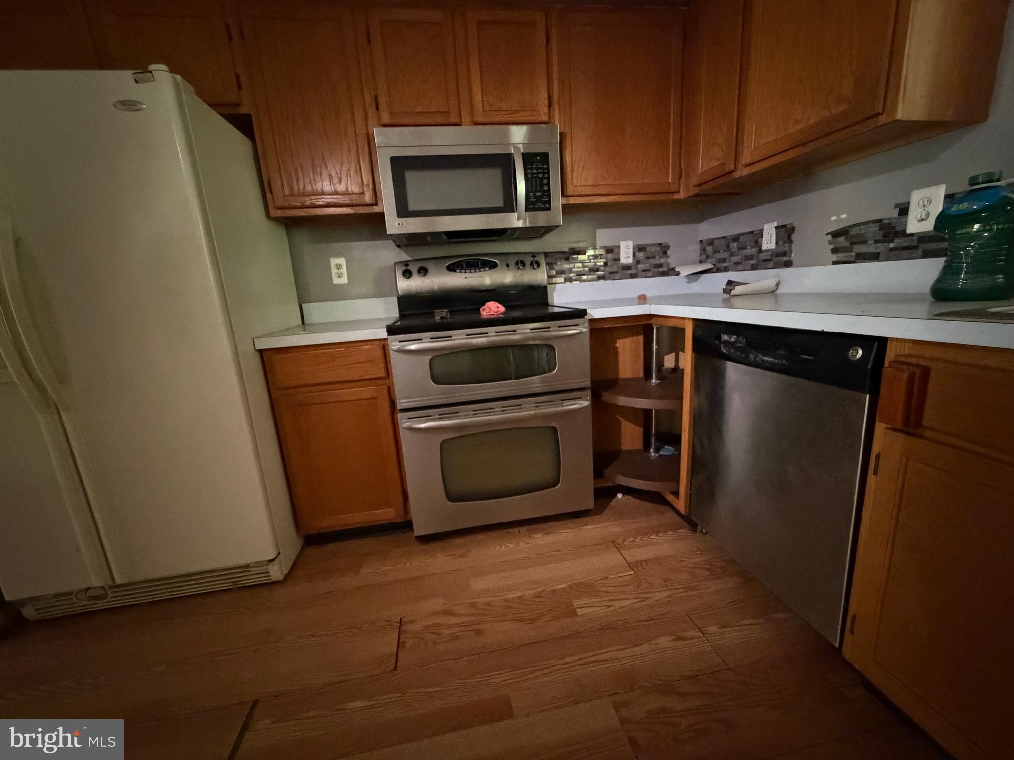 LONG BEACH HEIGHTS - Residential