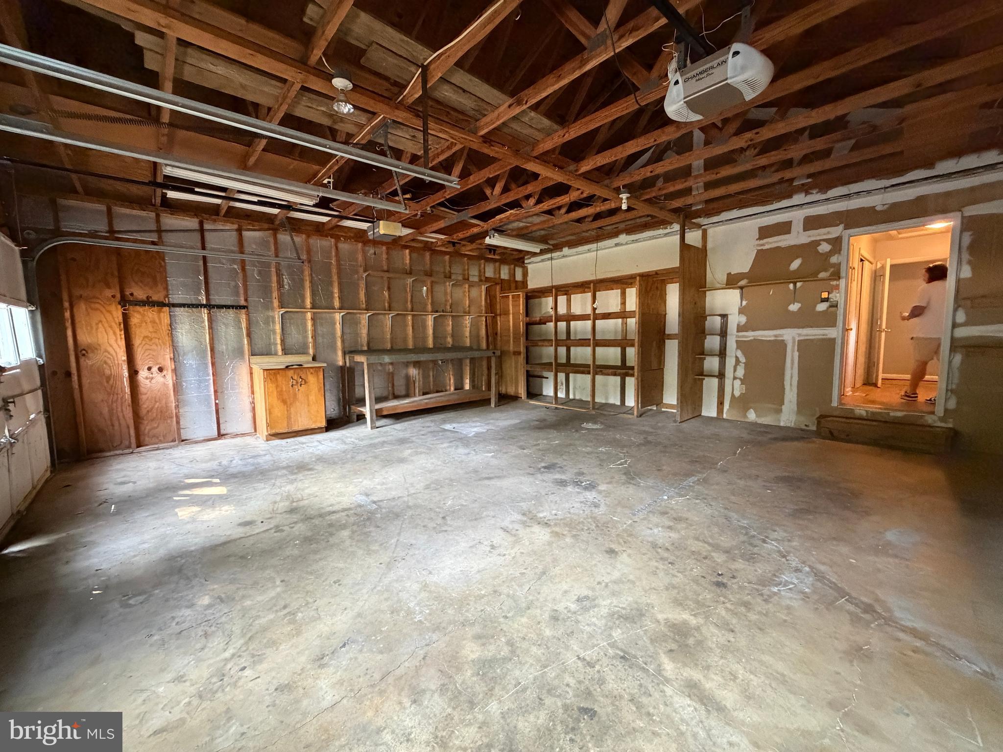 LONG BEACH HEIGHTS - Residential