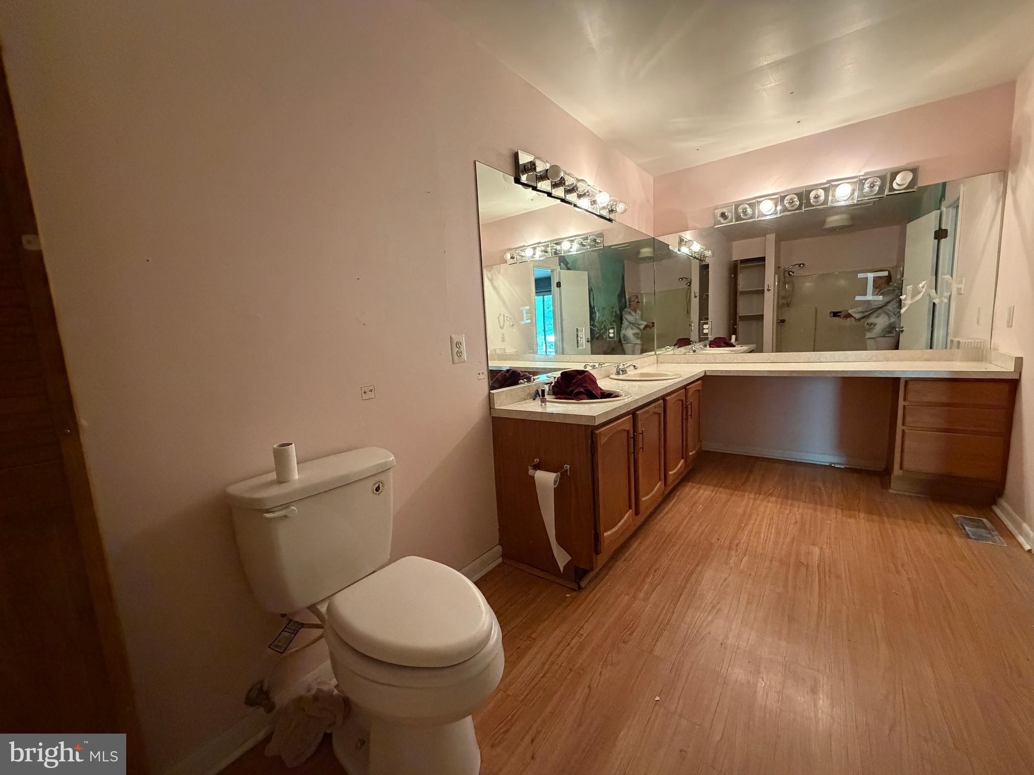 LONG BEACH HEIGHTS - Residential