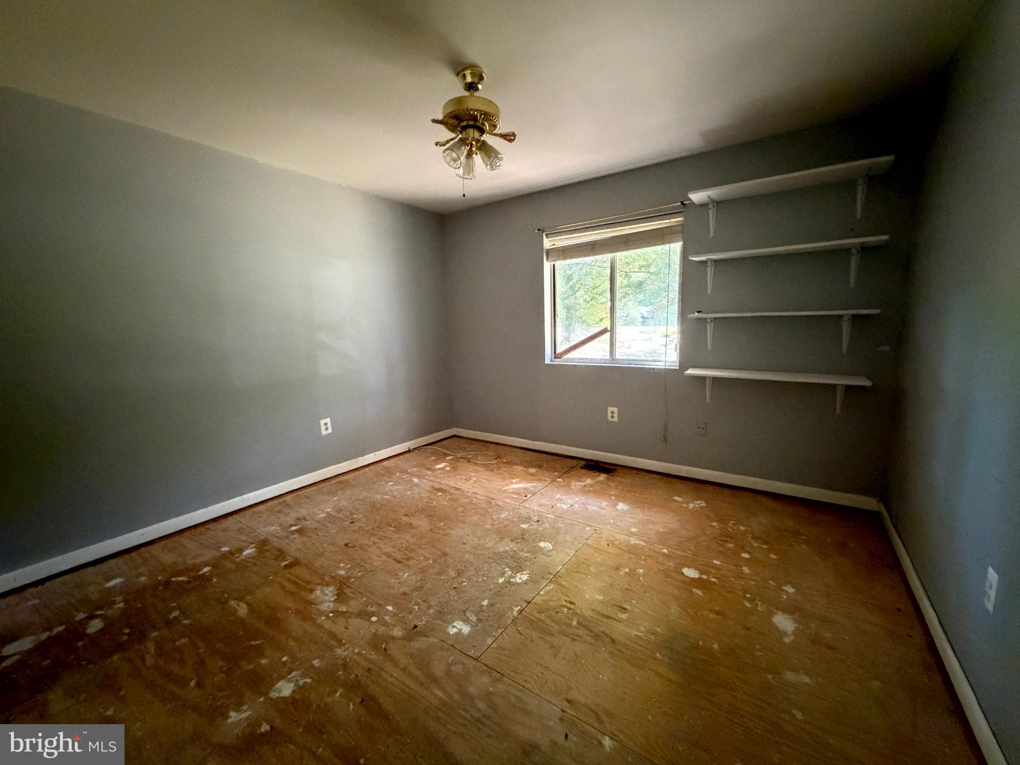 LONG BEACH HEIGHTS - Residential
