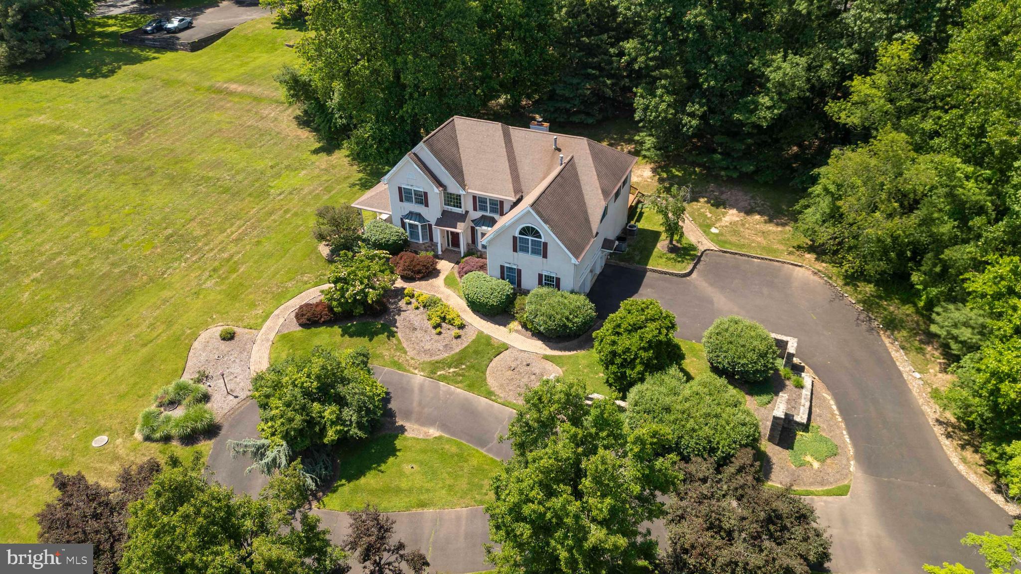 HUNTINGDON VALLEY - Residential