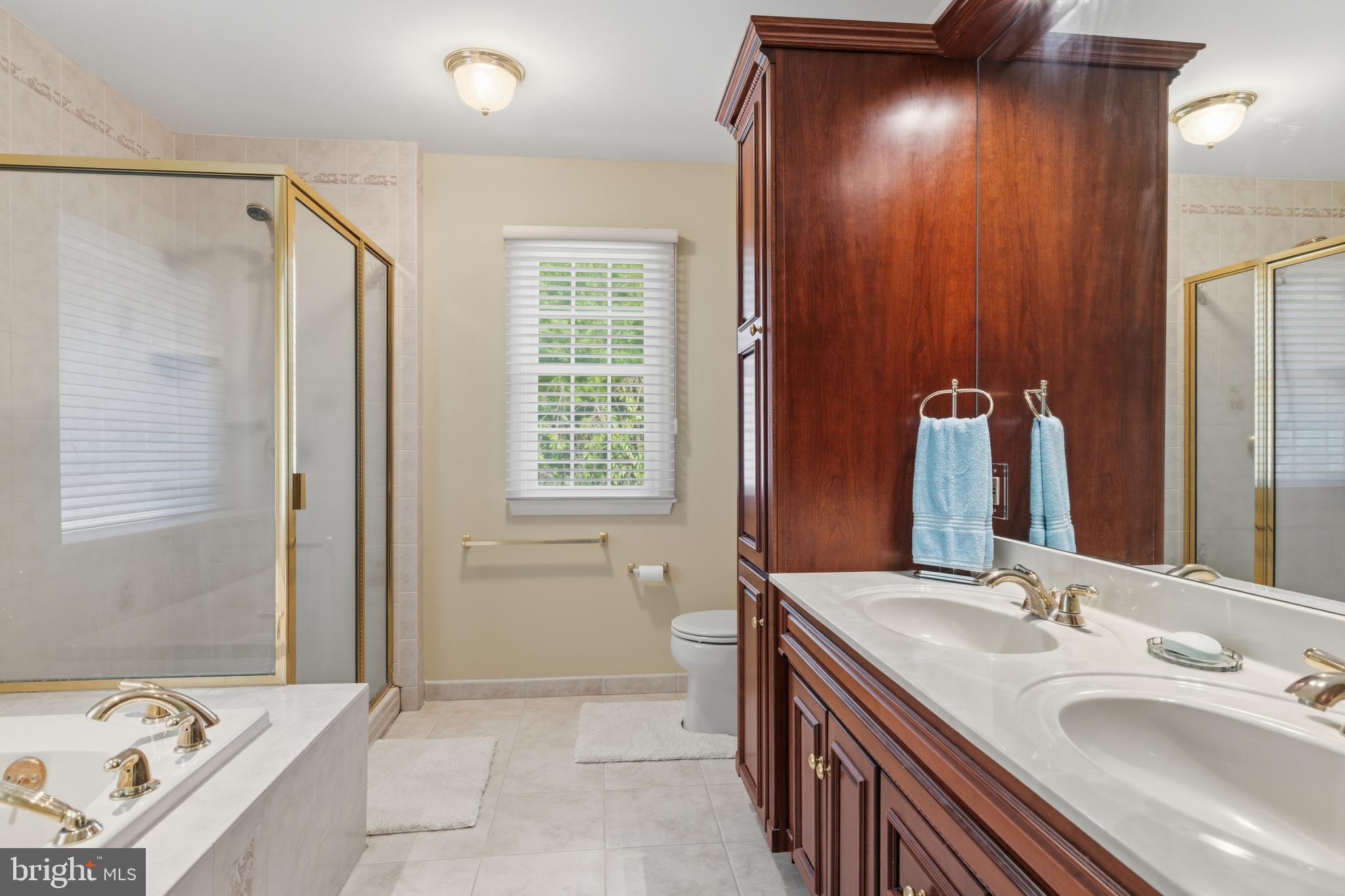 HUNTINGDON VALLEY - Residential