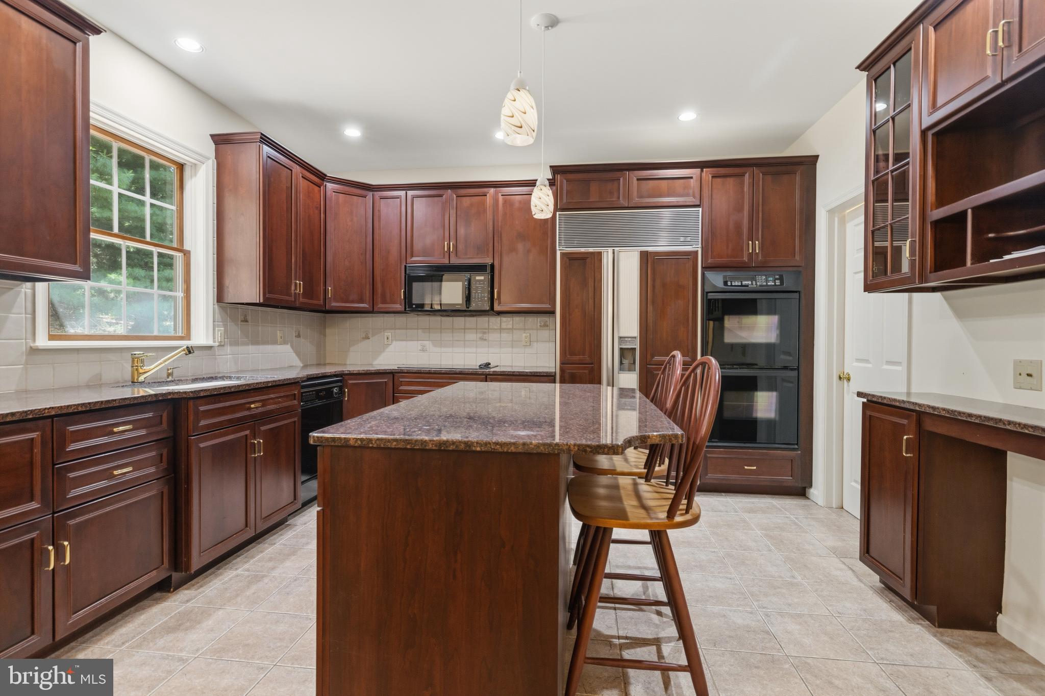 HUNTINGDON VALLEY - Residential