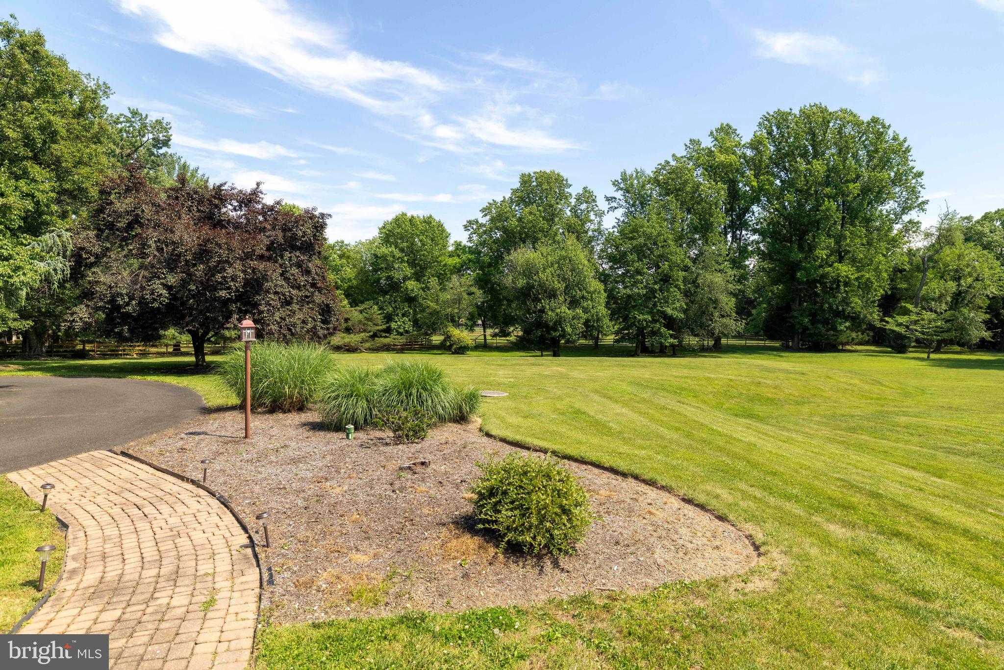 HUNTINGDON VALLEY - Residential
