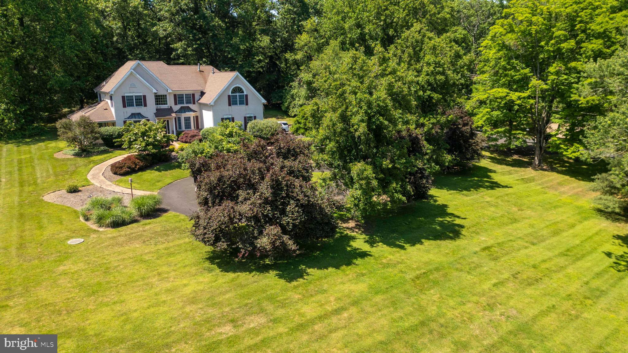 HUNTINGDON VALLEY - Residential