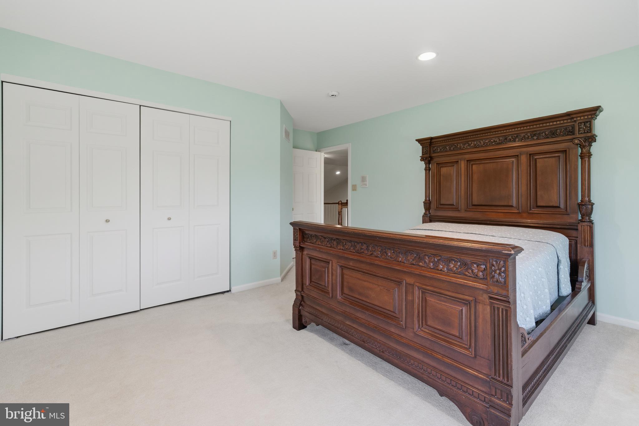 HUNTINGDON VALLEY - Residential