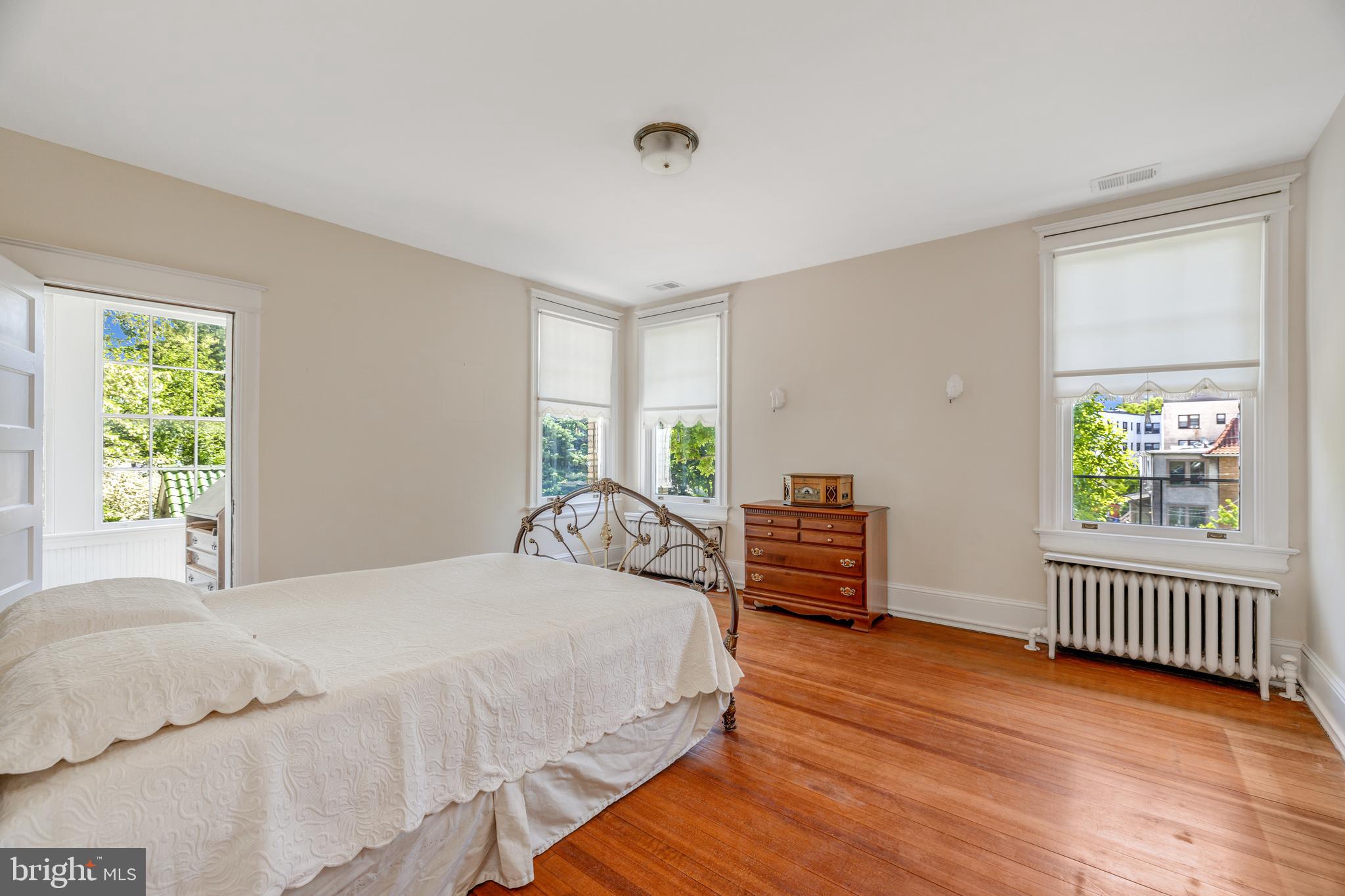 CLEVELAND PARK - Residential