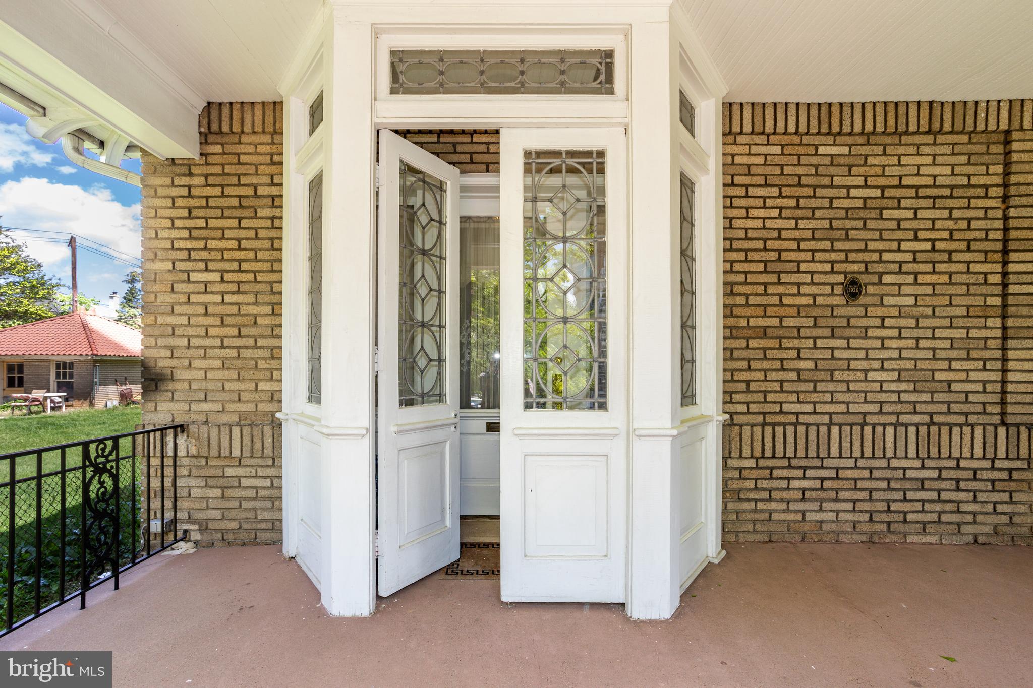 CLEVELAND PARK - Residential