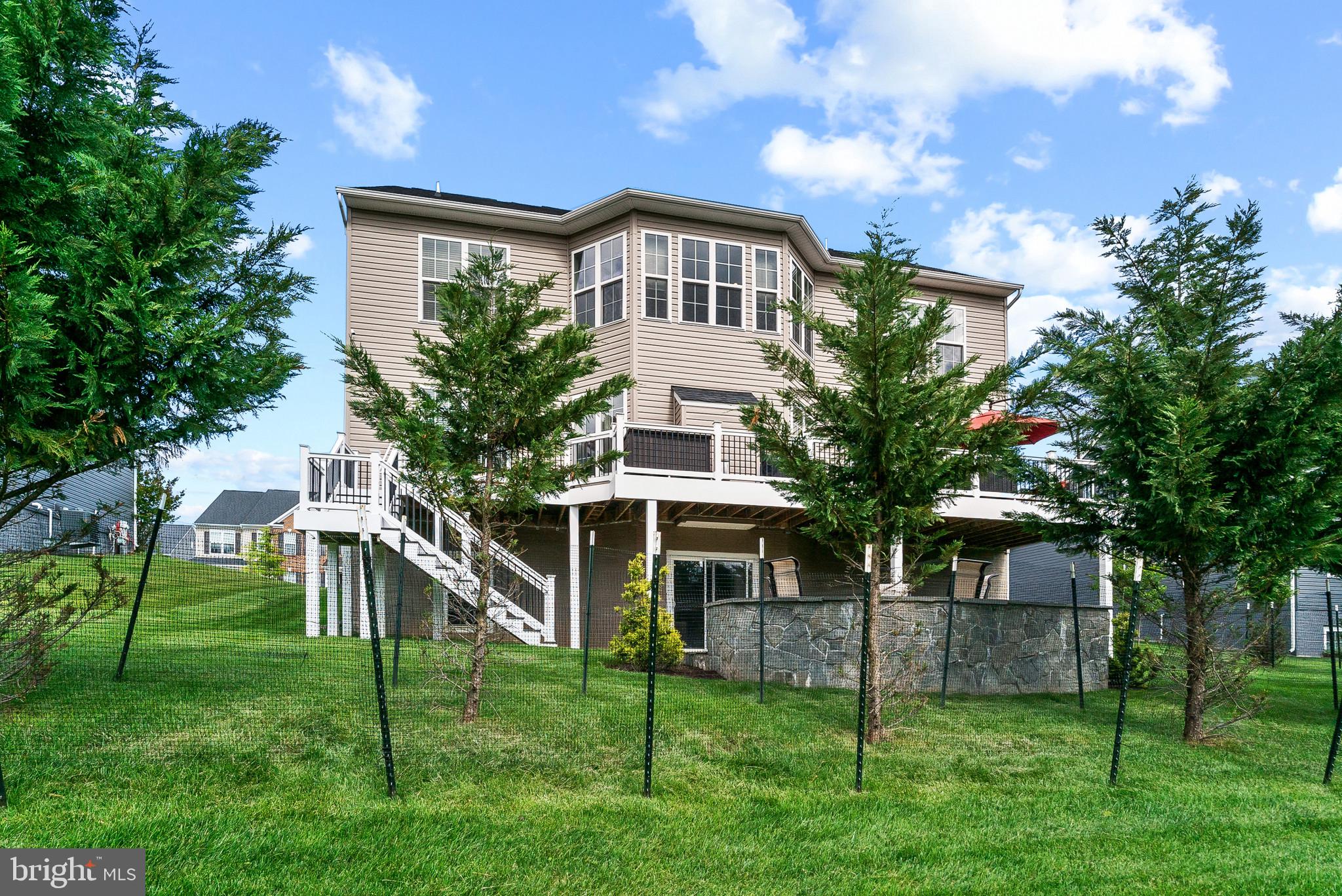 OLD COURT - Residential