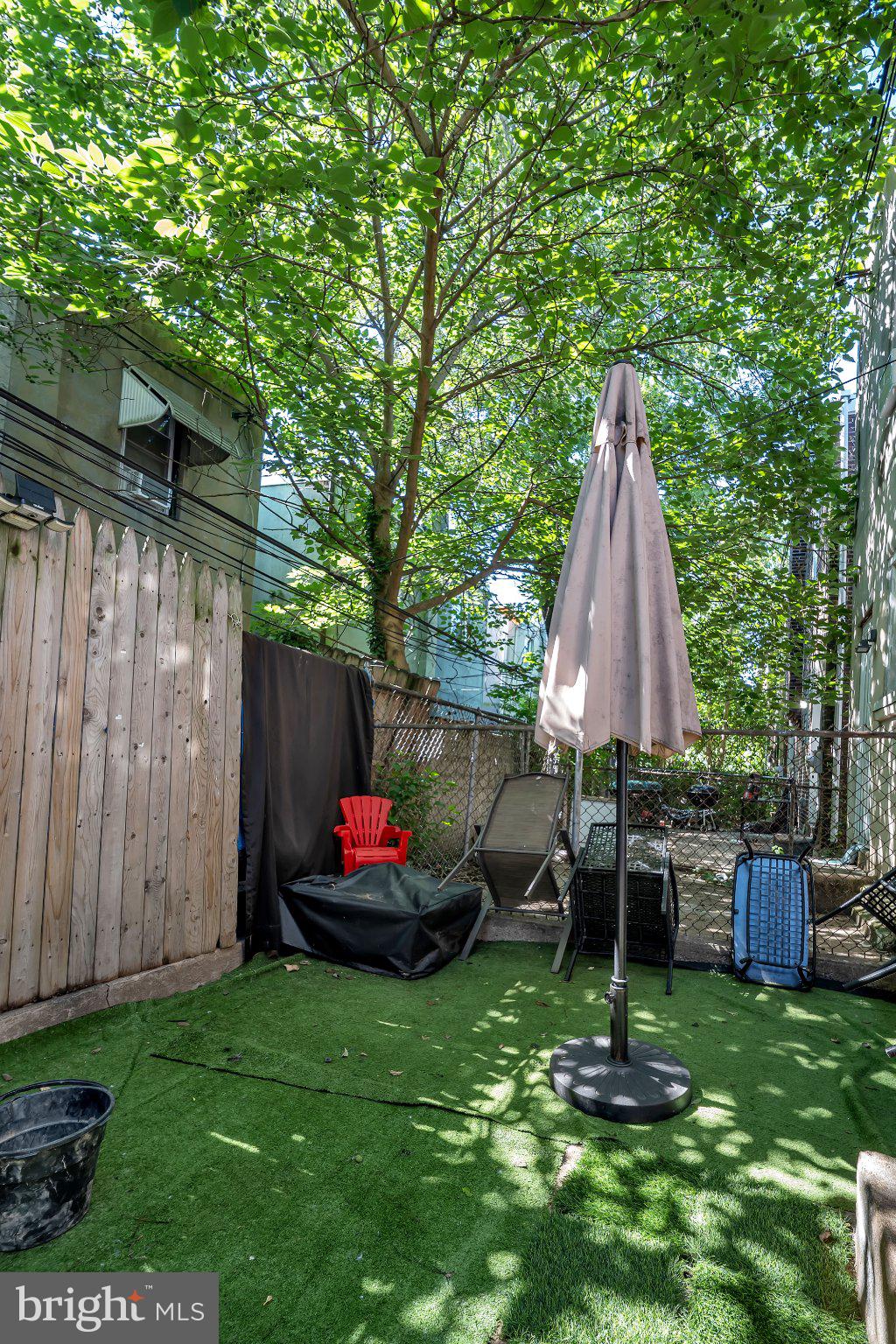 POINT BREEZE - Residential