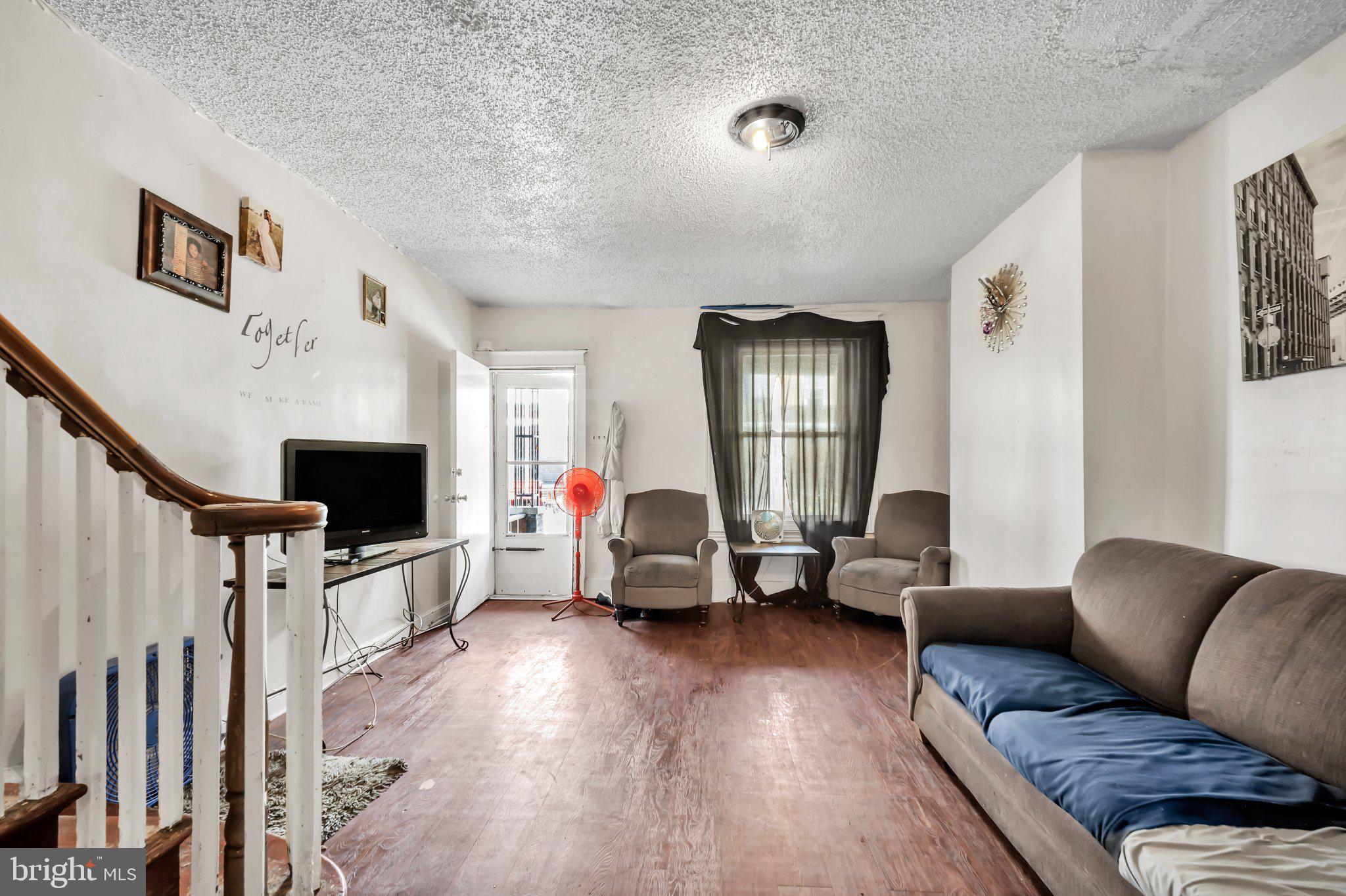 POINT BREEZE - Residential