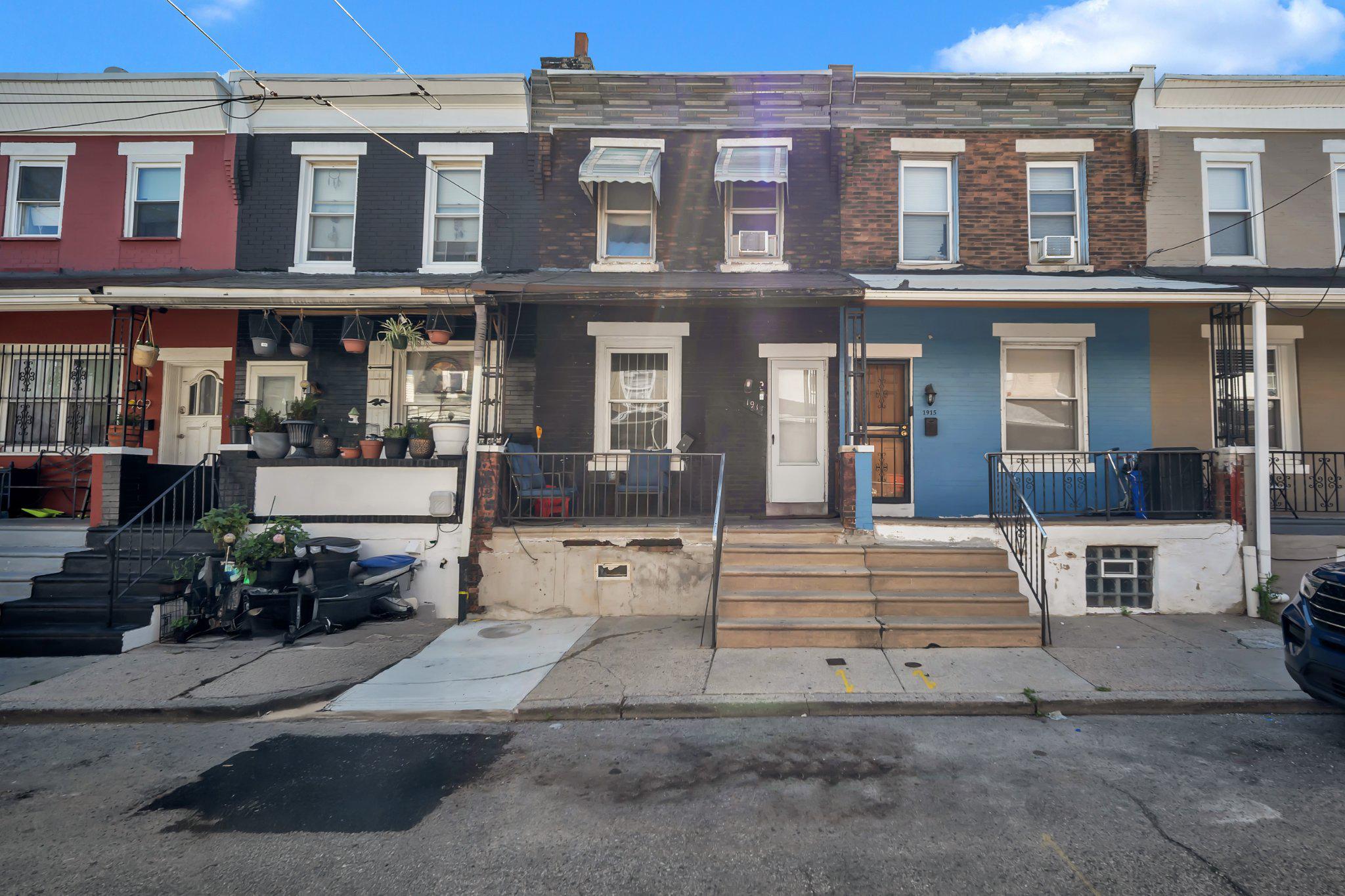 POINT BREEZE - Residential