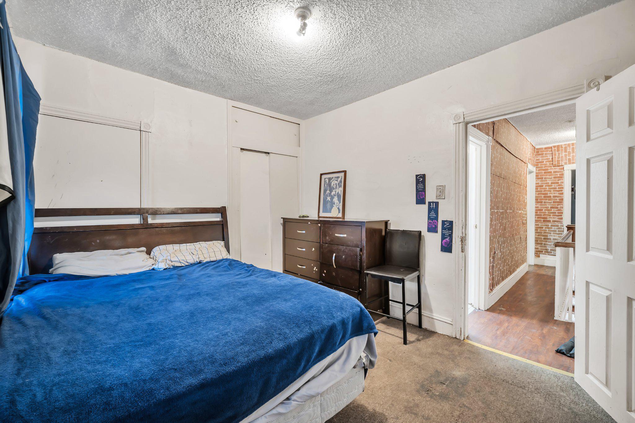 POINT BREEZE - Residential