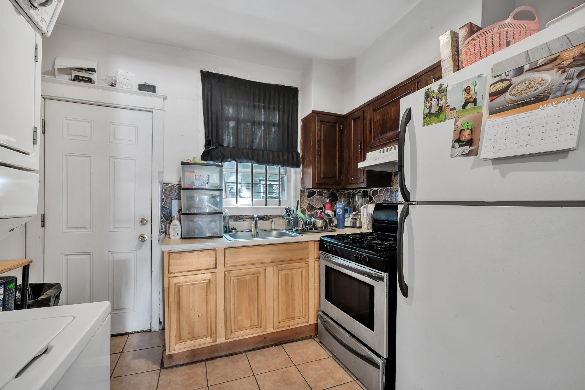 POINT BREEZE - Residential