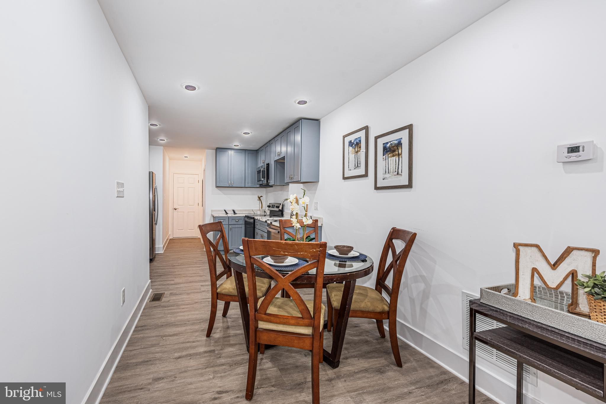 SANDTOWN-WINCHESTER - Residential