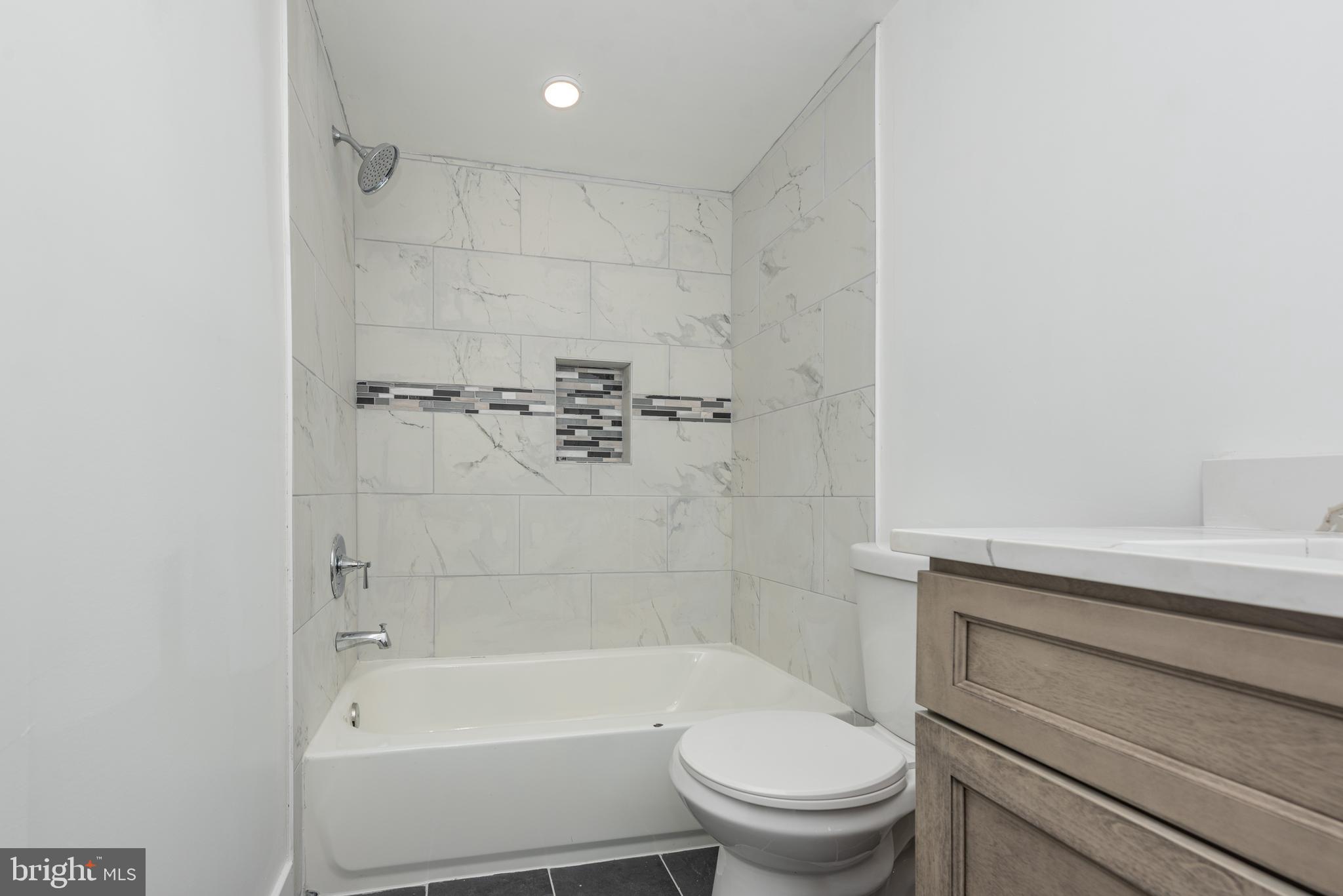 SANDTOWN-WINCHESTER - Residential