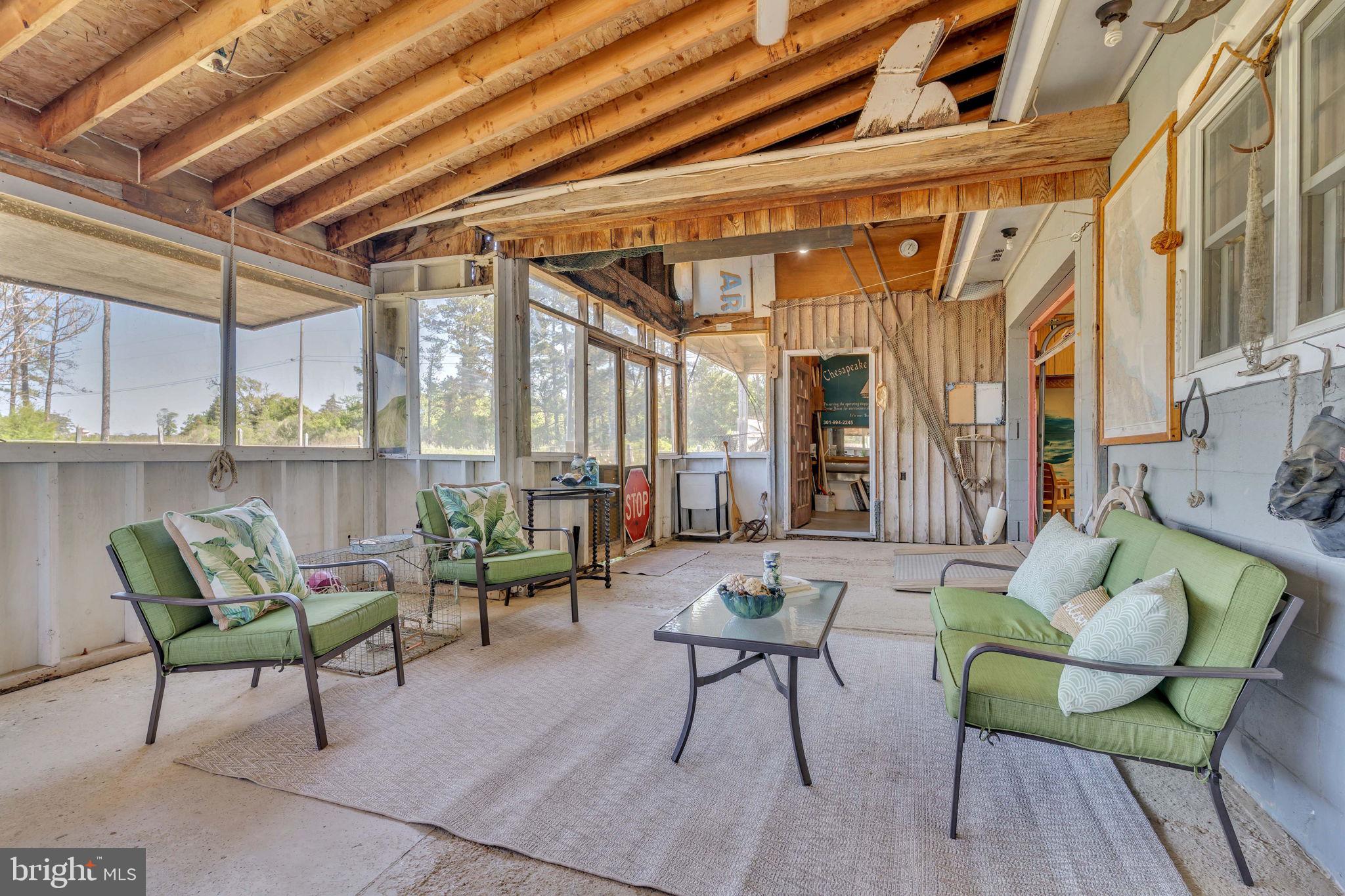 ST. GEORGE ISLAND - Commercial Sale