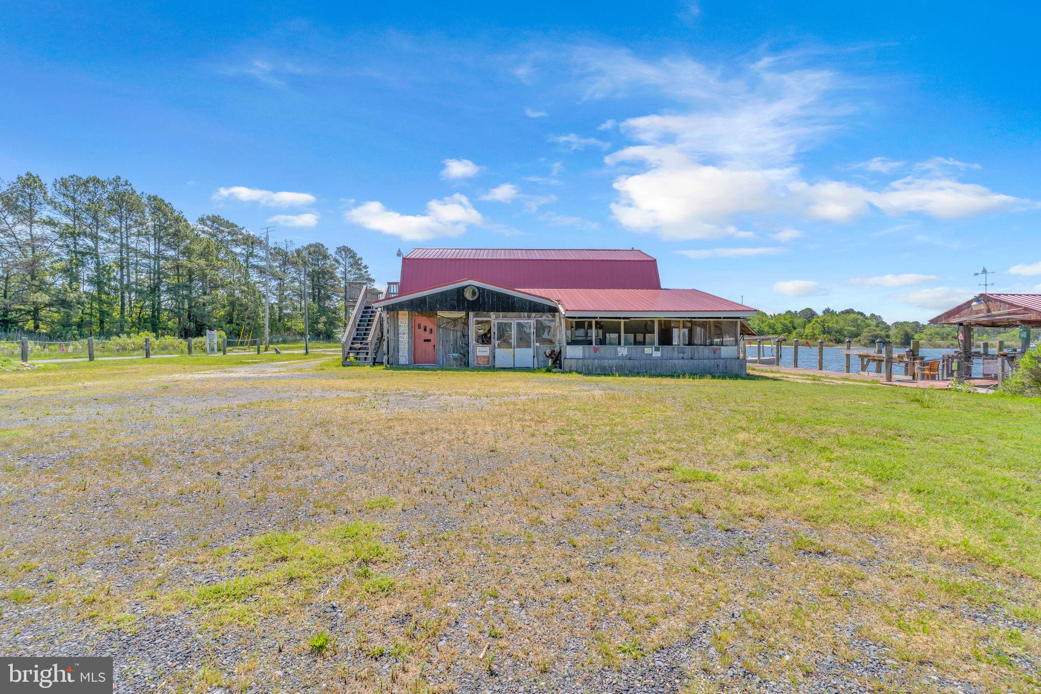 ST. GEORGE ISLAND - Commercial Sale