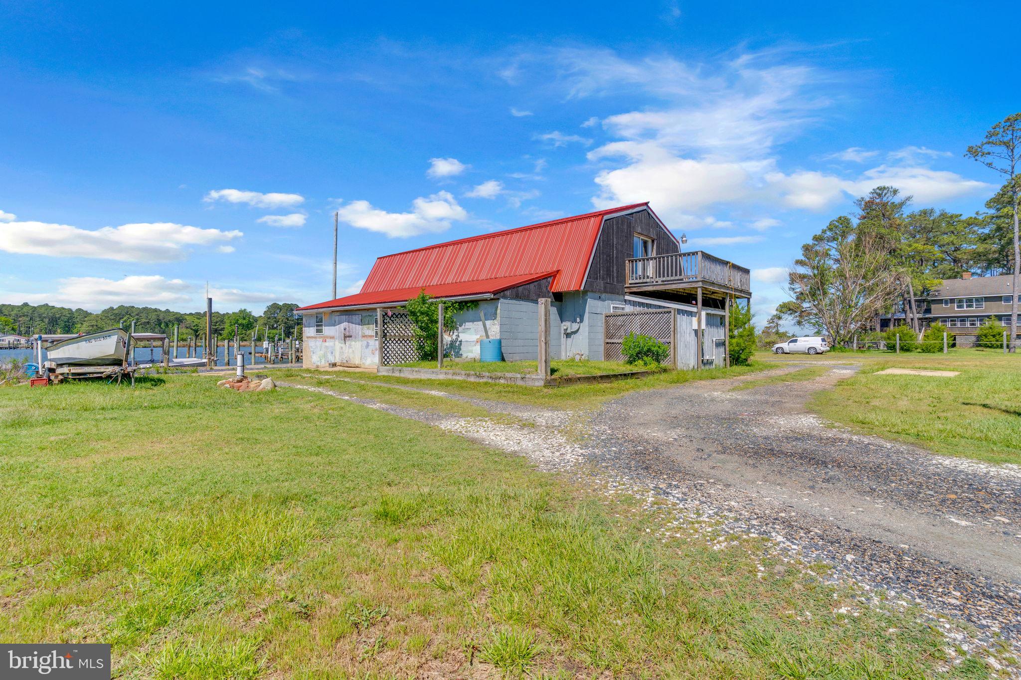 ST. GEORGE ISLAND - Commercial Sale