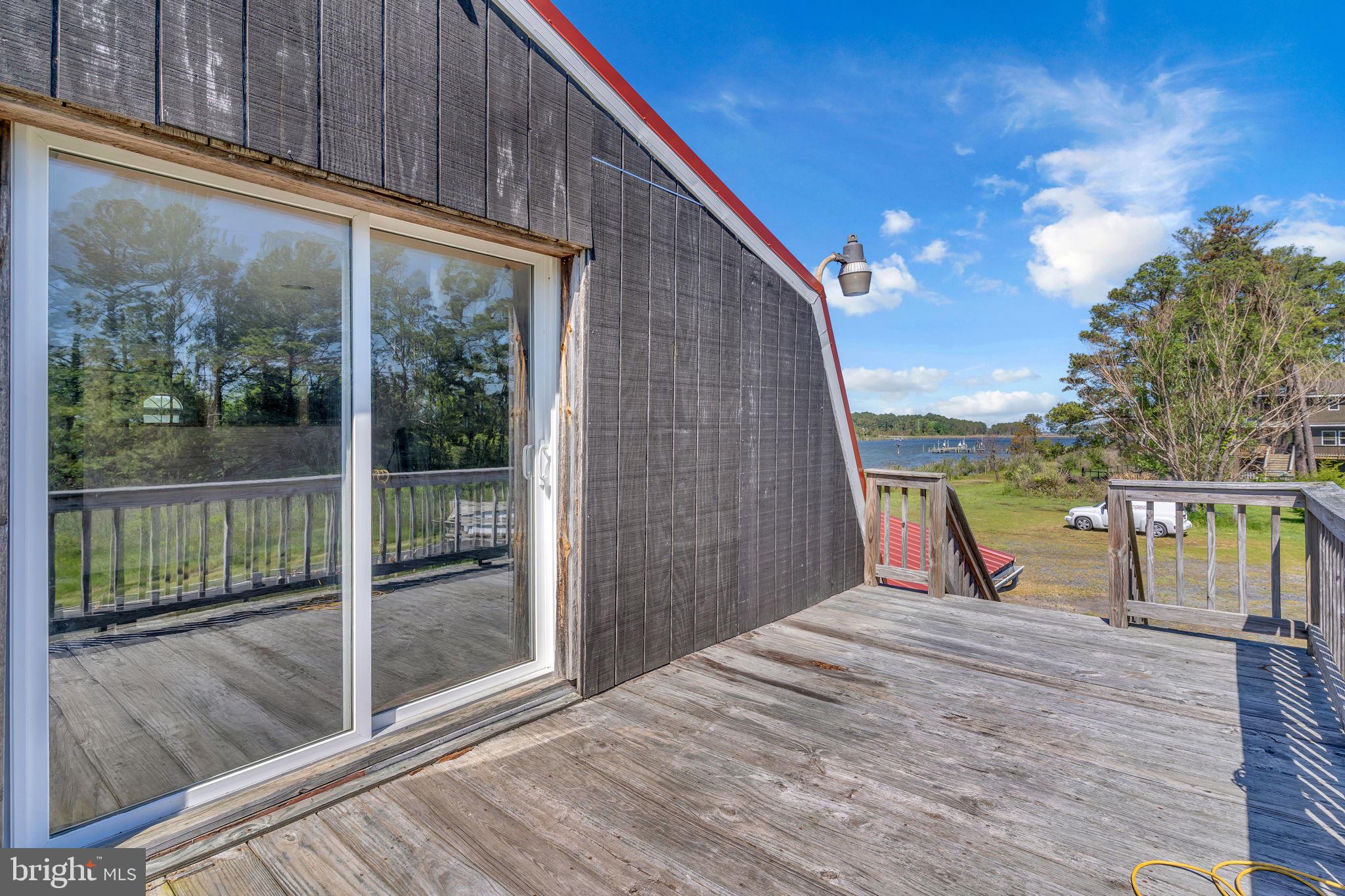 ST. GEORGE ISLAND - Commercial Sale
