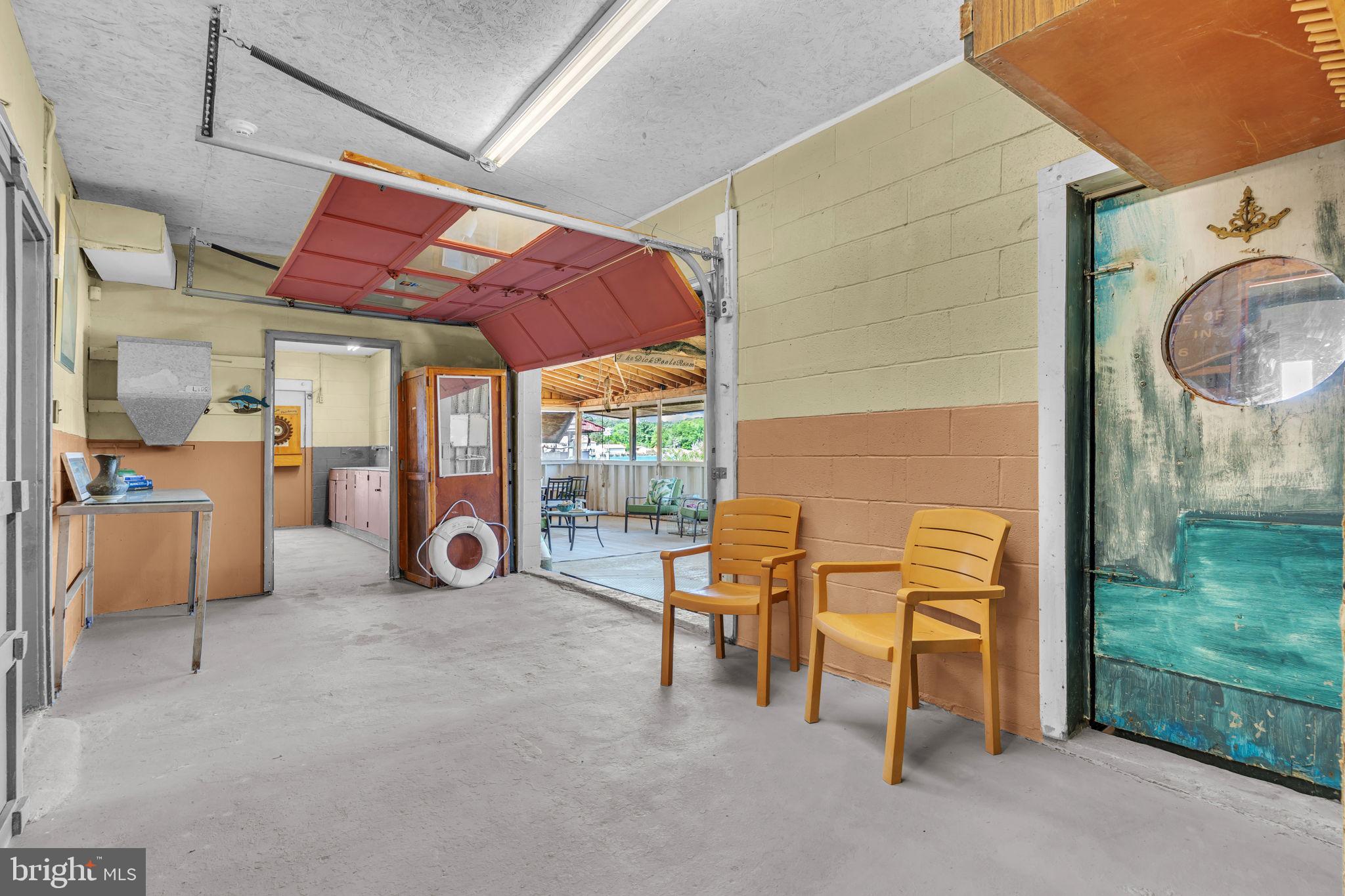 ST. GEORGE ISLAND - Commercial Sale