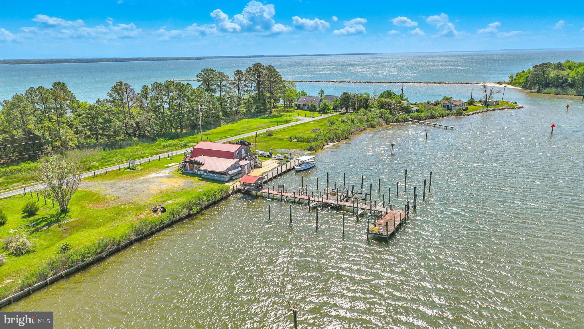 ST. GEORGE ISLAND - Commercial Sale