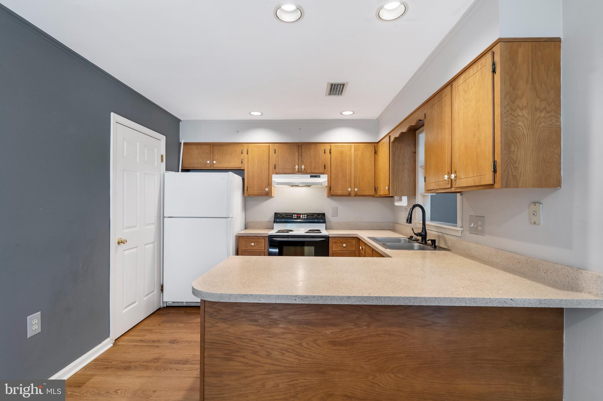 TUSCAWILLA HILLS - Residential