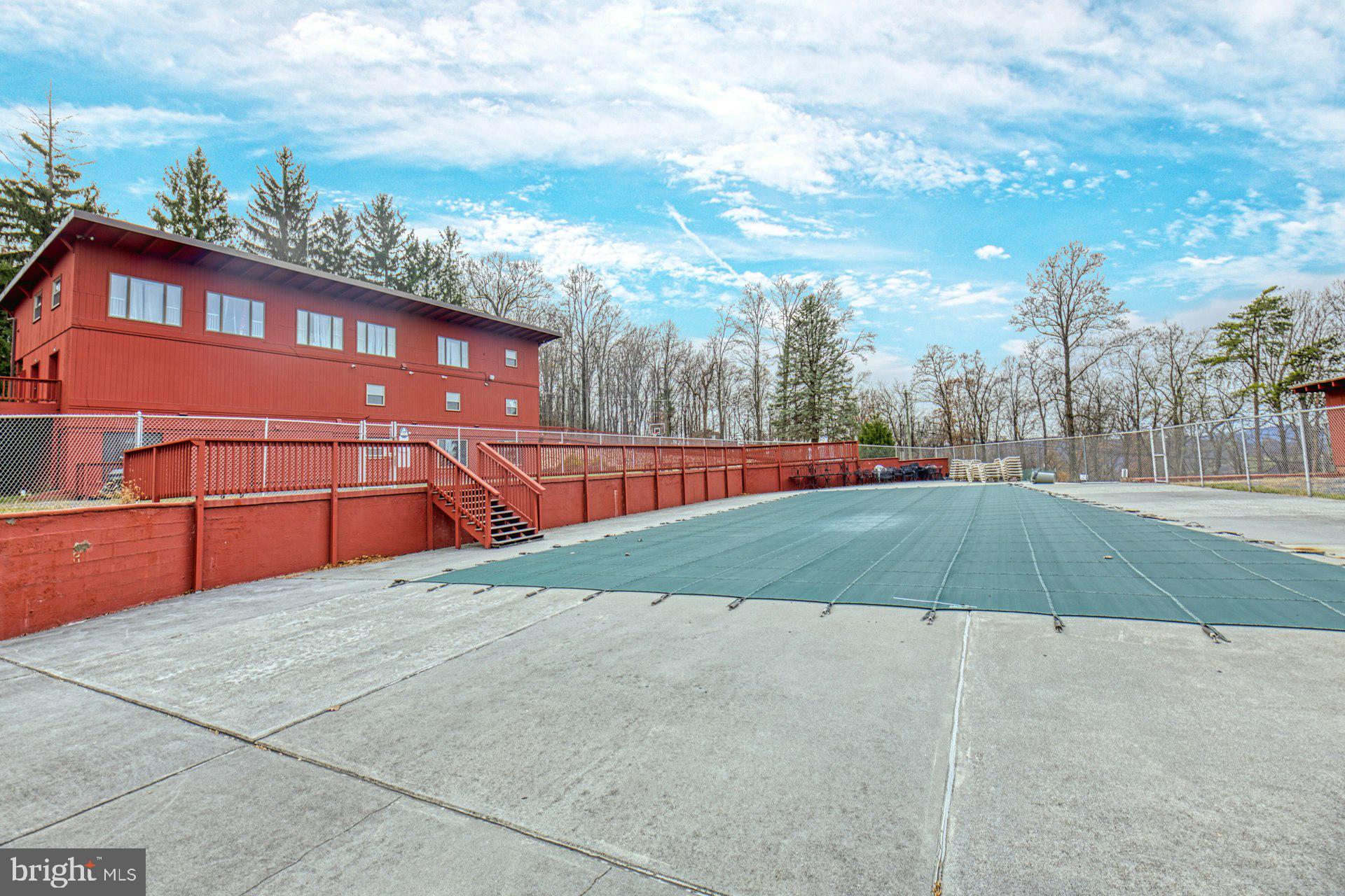 HIGH KNOB - Residential