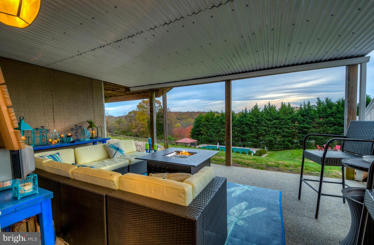 GRAYSTONE FARMS ESTATES - Residential