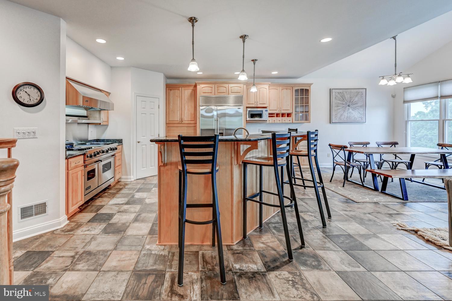 GRAYSTONE FARMS ESTATES - Residential