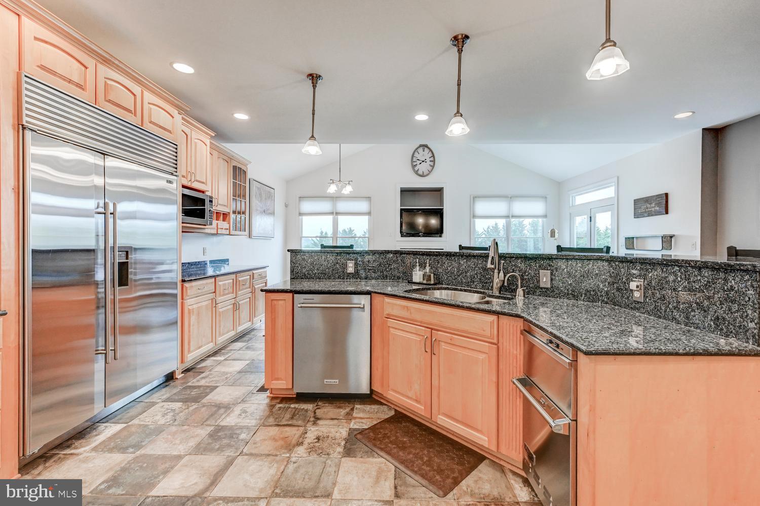 GRAYSTONE FARMS ESTATES - Residential