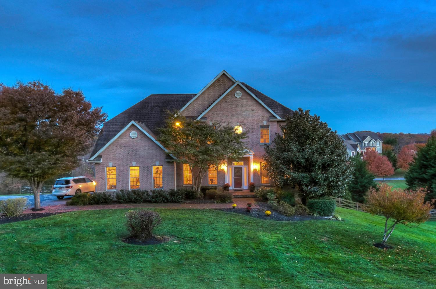 GRAYSTONE FARMS ESTATES - Residential