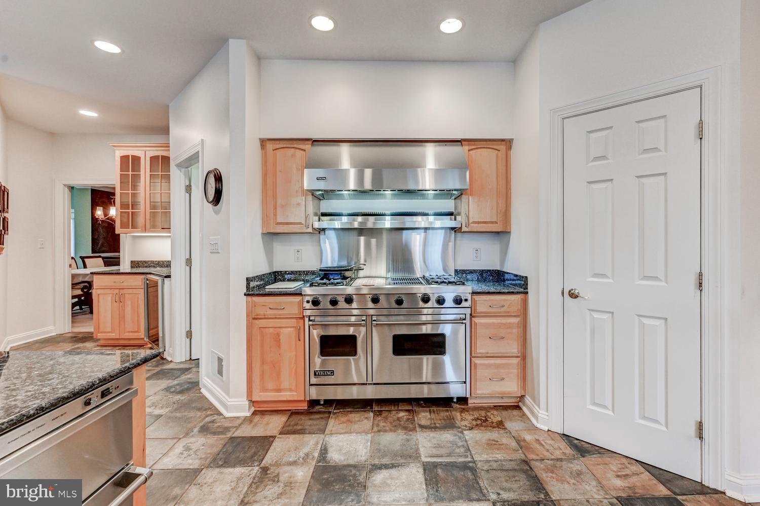 GRAYSTONE FARMS ESTATES - Residential