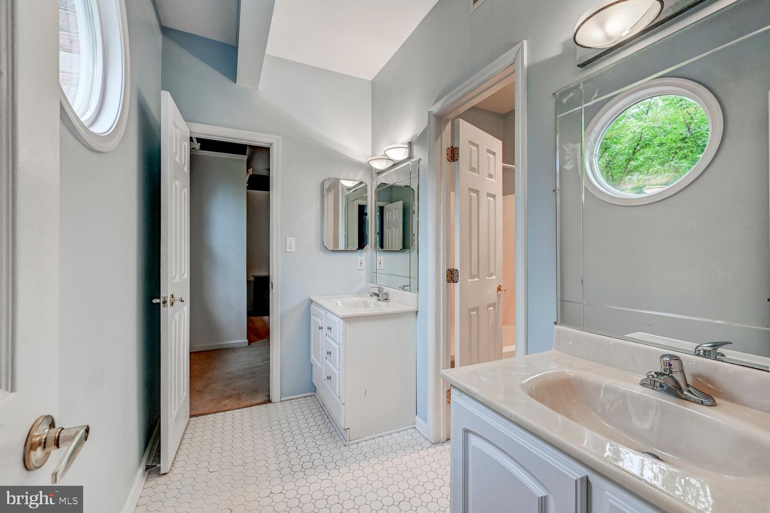 GRAYSTONE FARMS ESTATES - Residential