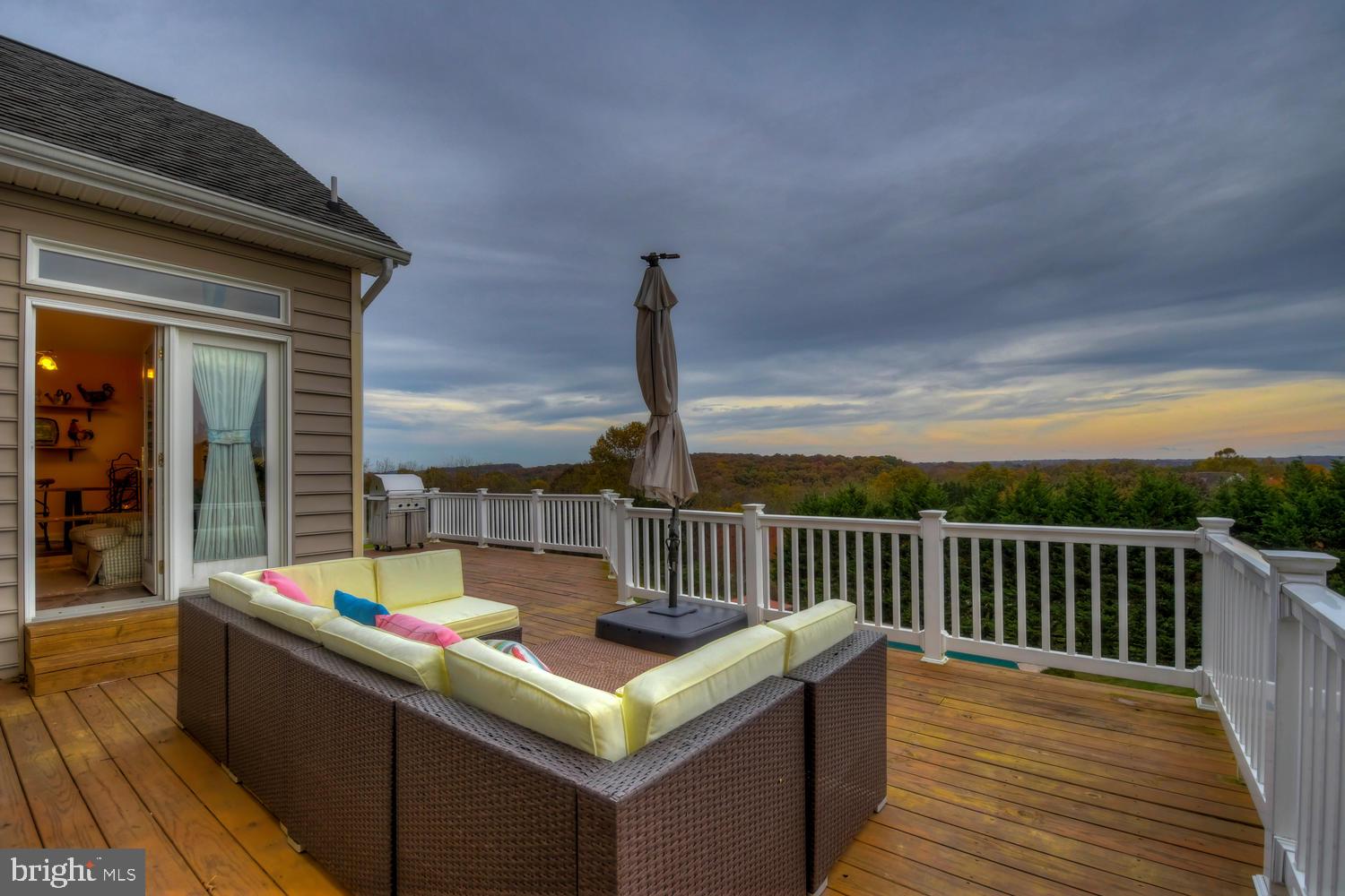 GRAYSTONE FARMS ESTATES - Residential