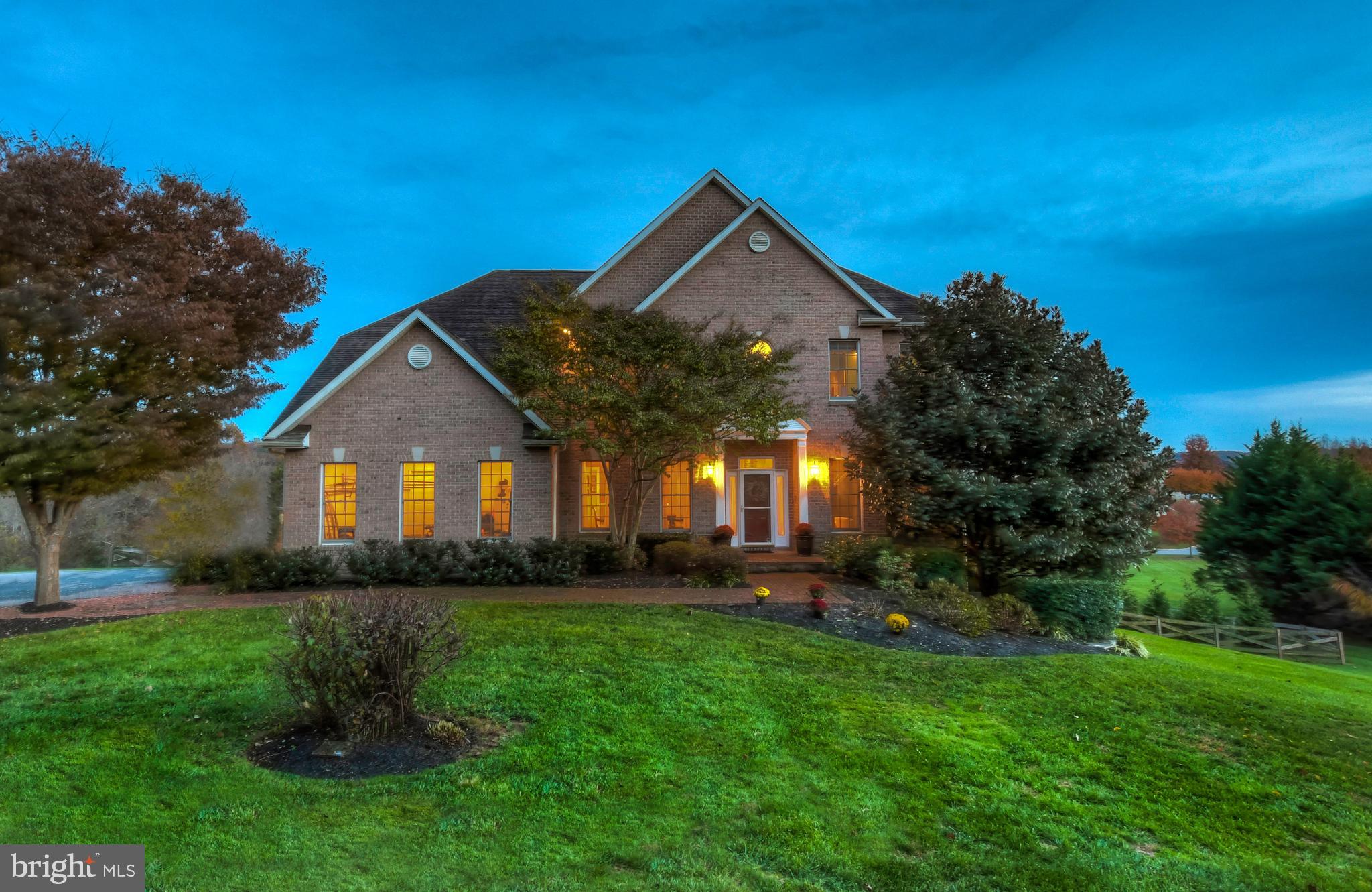 GRAYSTONE FARMS ESTATES - Residential