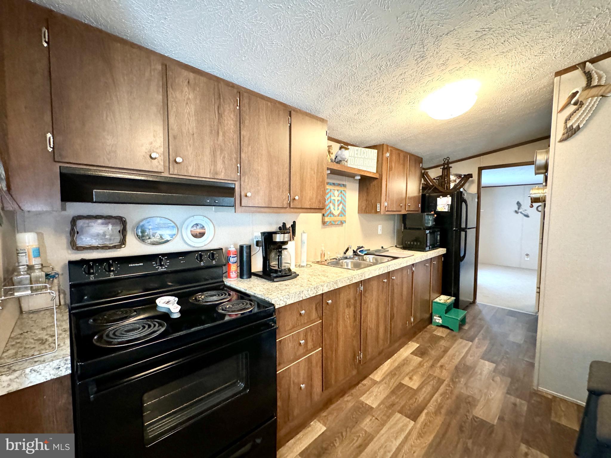 RIVERDALE PARK - Residential