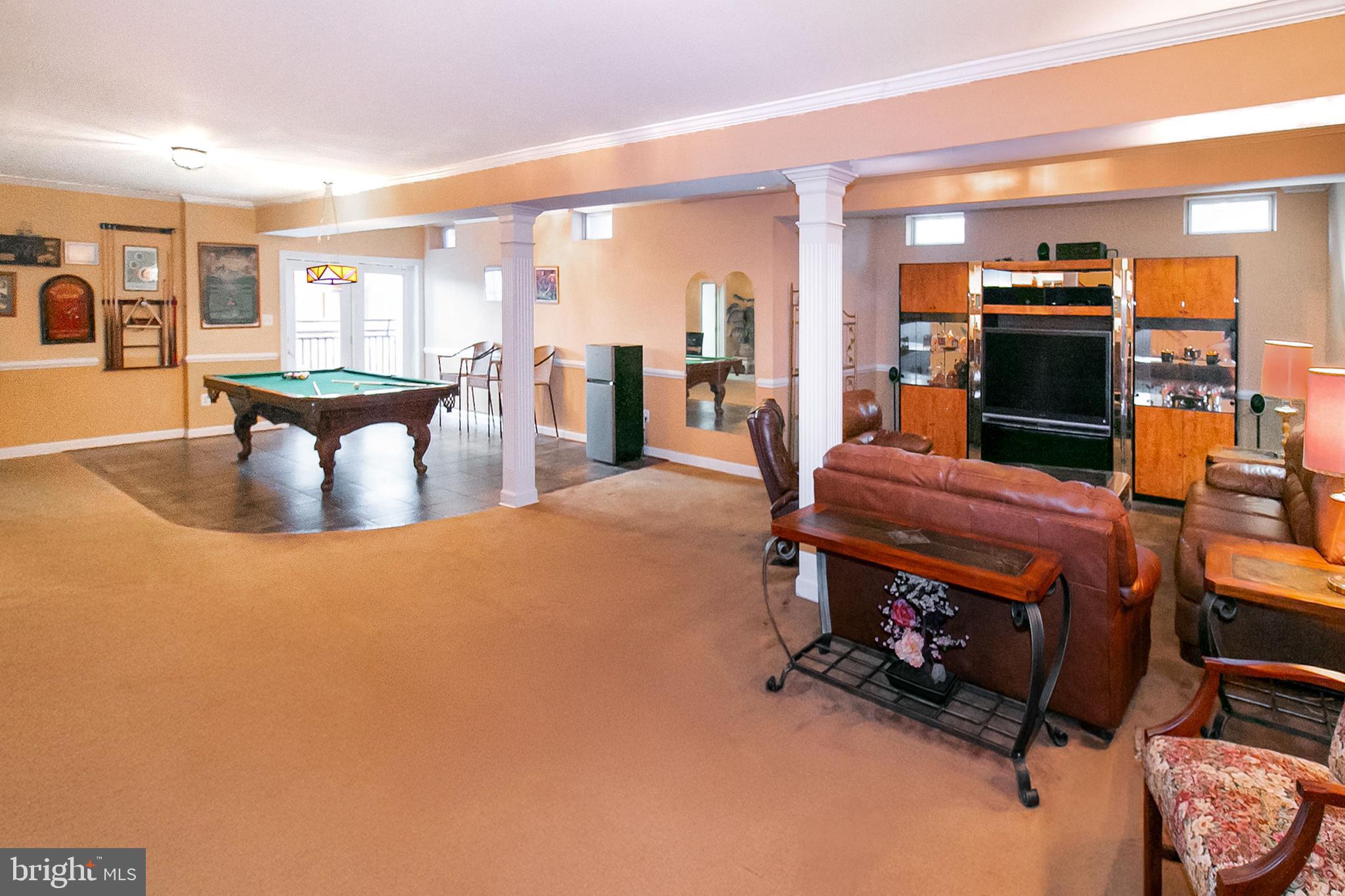 FAIR OAKS GLEN - Residential