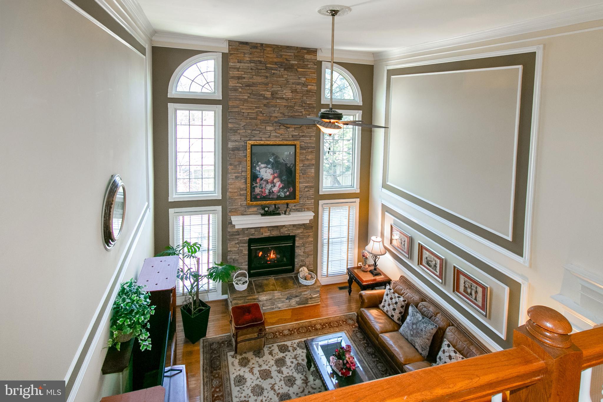 FAIR OAKS GLEN - Residential