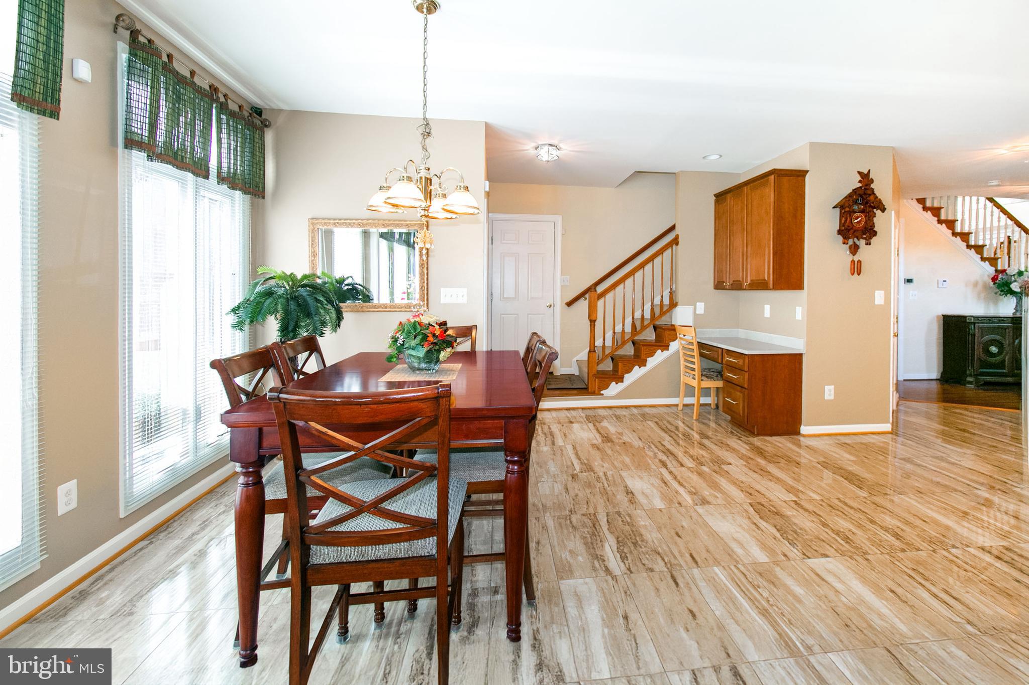 FAIR OAKS GLEN - Residential
