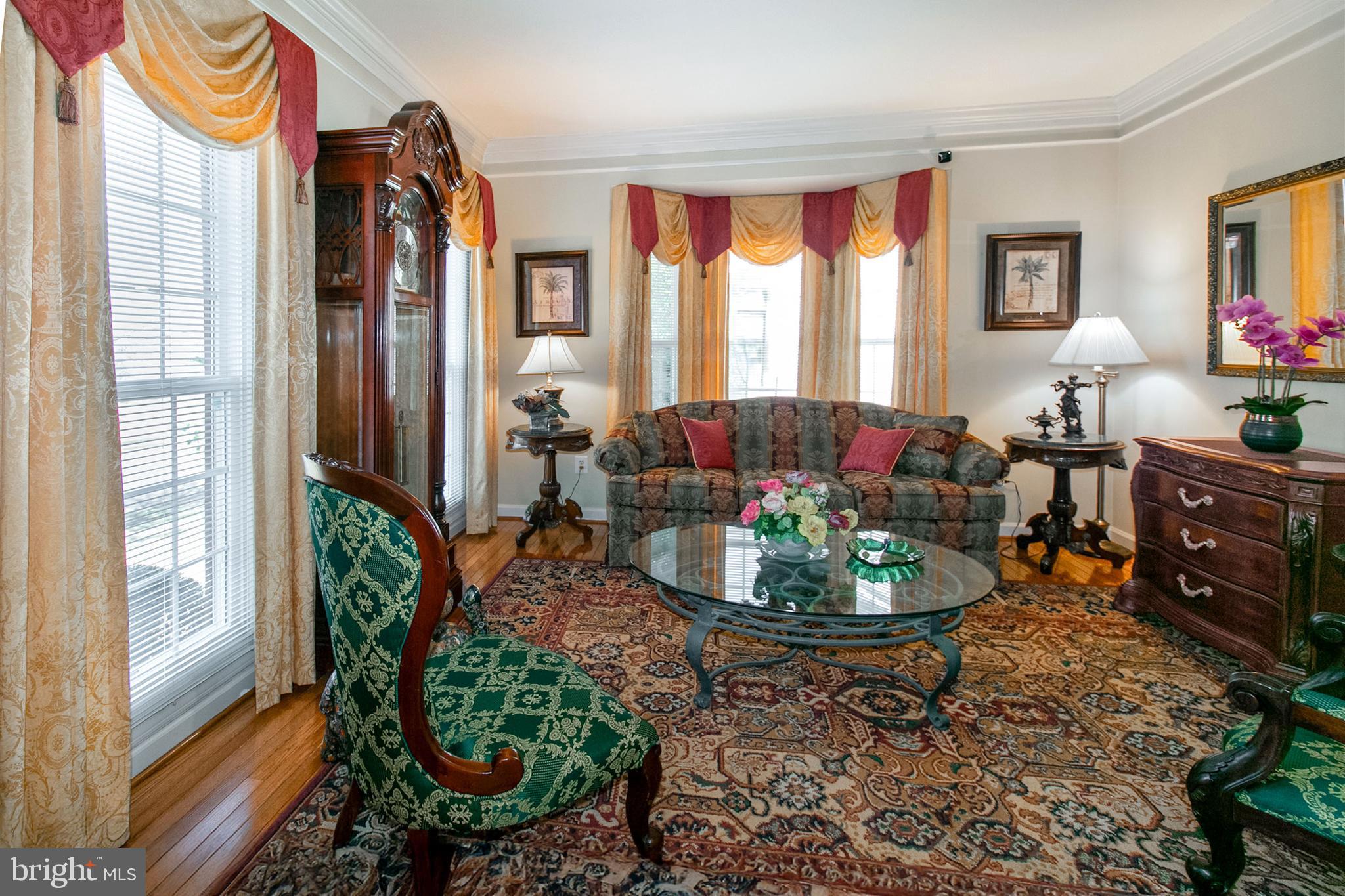 FAIR OAKS GLEN - Residential