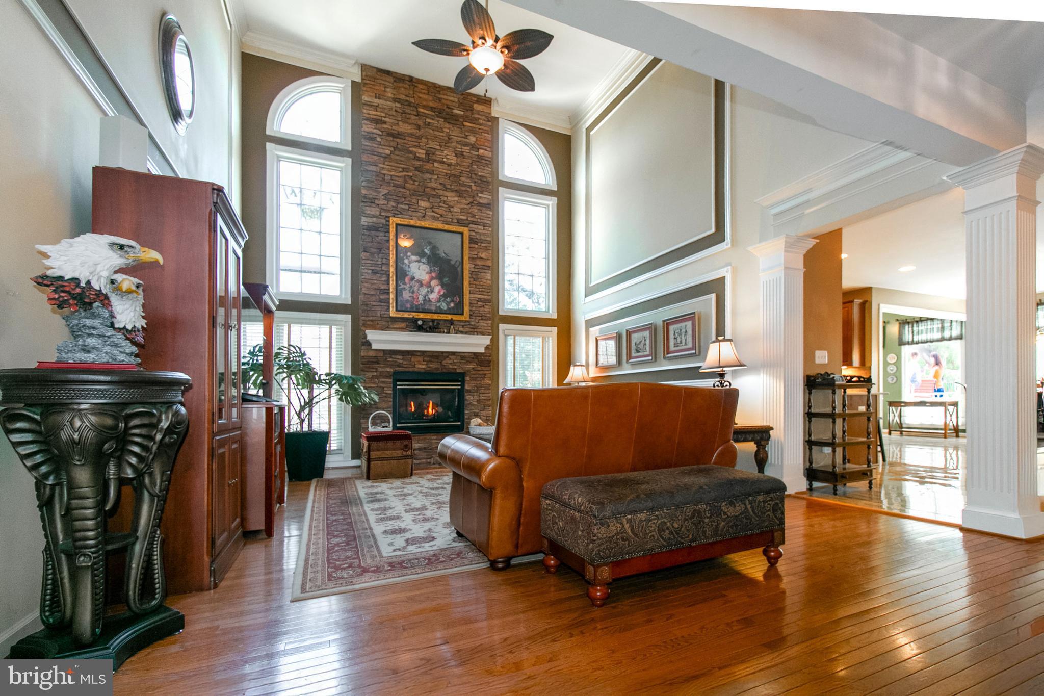 FAIR OAKS GLEN - Residential