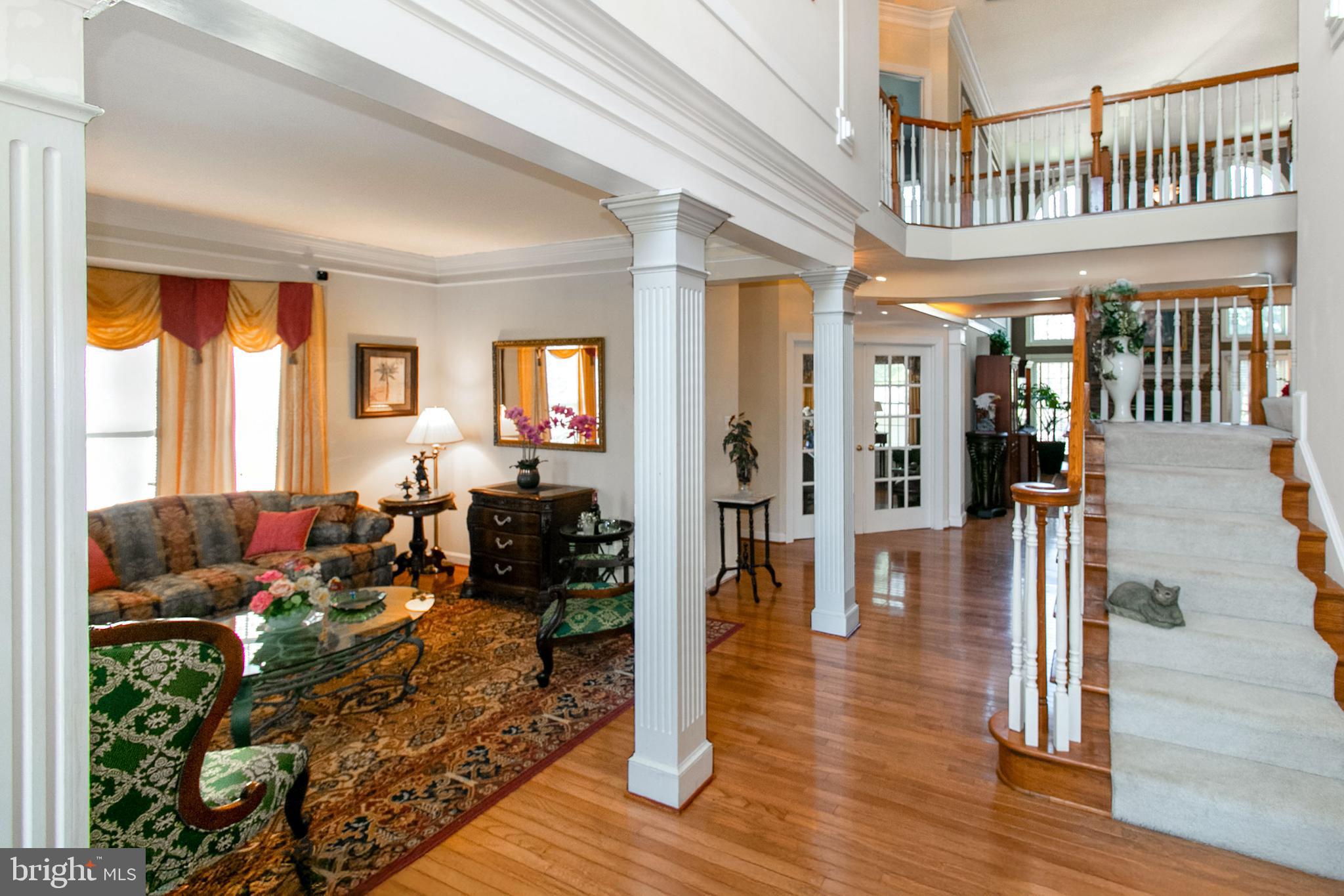 FAIR OAKS GLEN - Residential