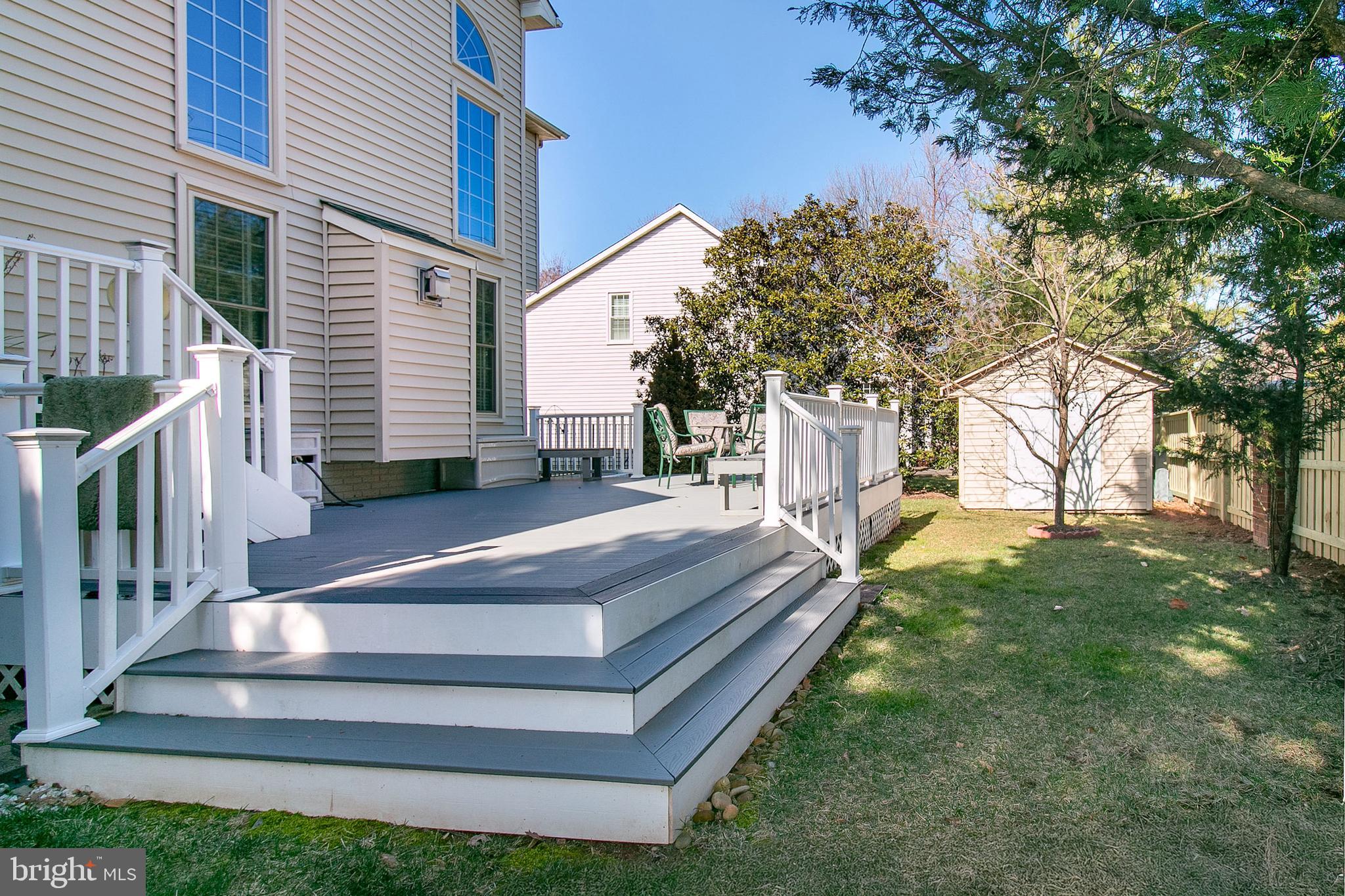 FAIR OAKS GLEN - Residential