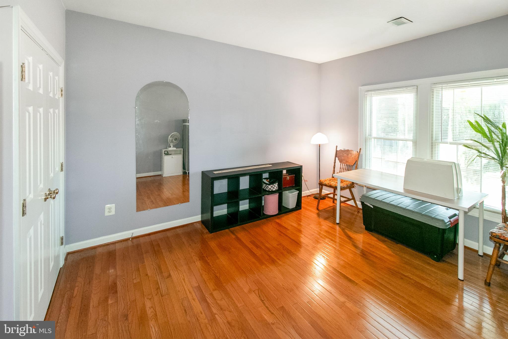 FAIR OAKS GLEN - Residential