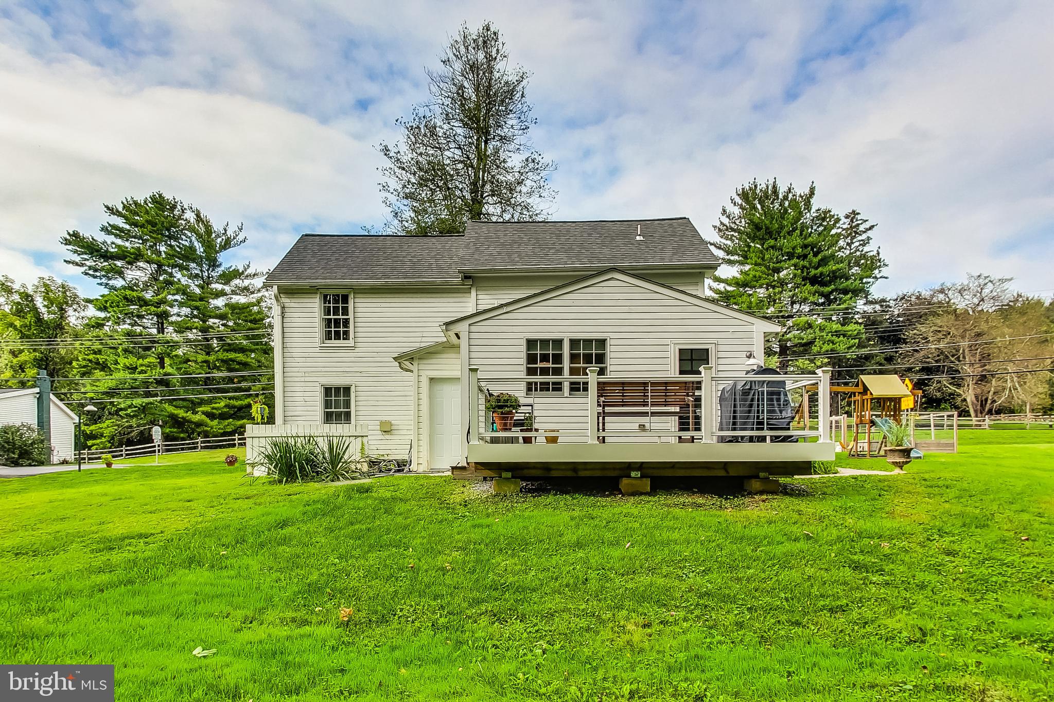 DARNESTOWN OUTSIDE - Residential