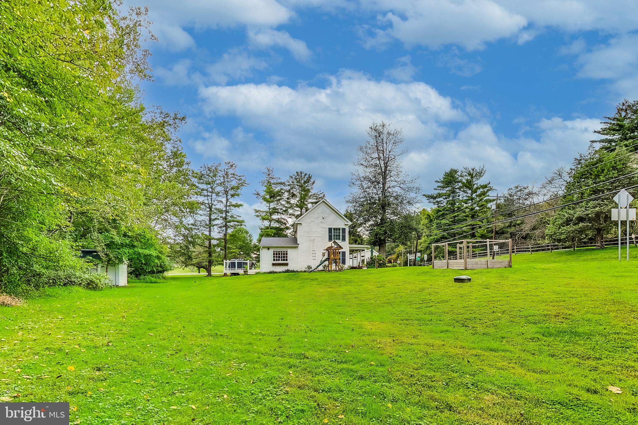 DARNESTOWN OUTSIDE - Residential
